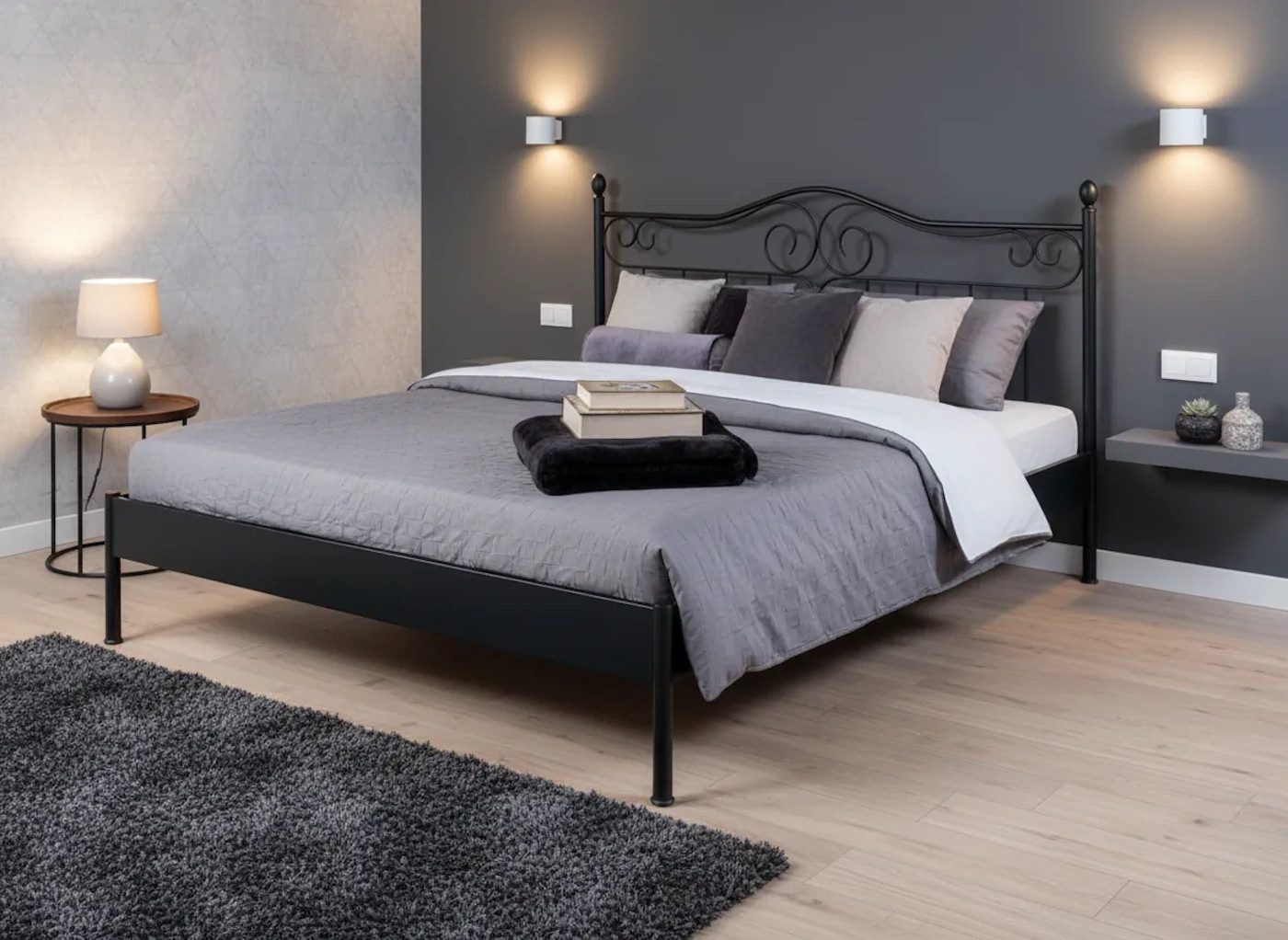 BedBox Metallbett Alessia, Stilvolles Metallbett mit dekorativem Kopfteil