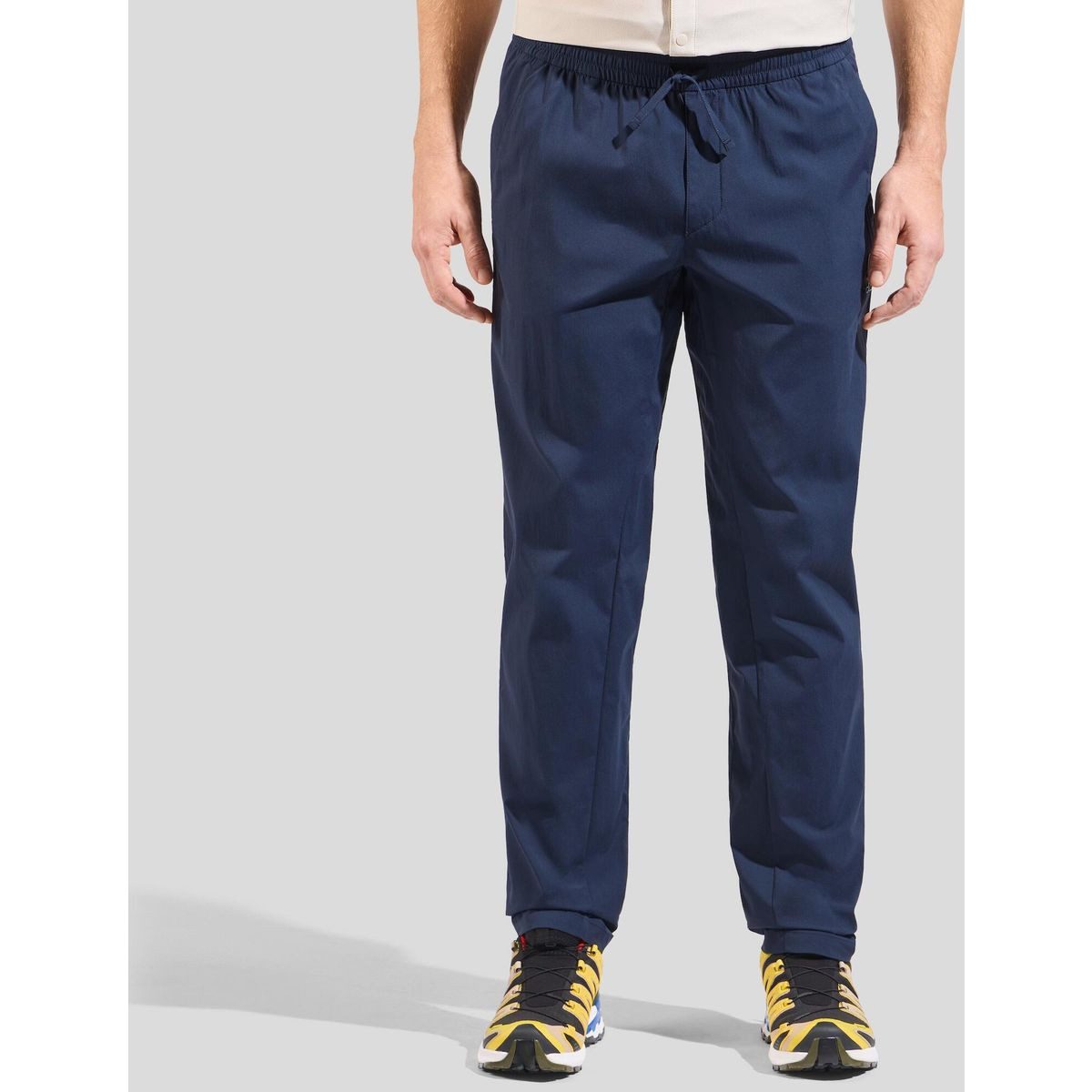 Odlo Outdoorhose The Essentials Hiking Pants Leichte und wasserfeste Wanderhose mit optimaler Bewegungsfreiheit