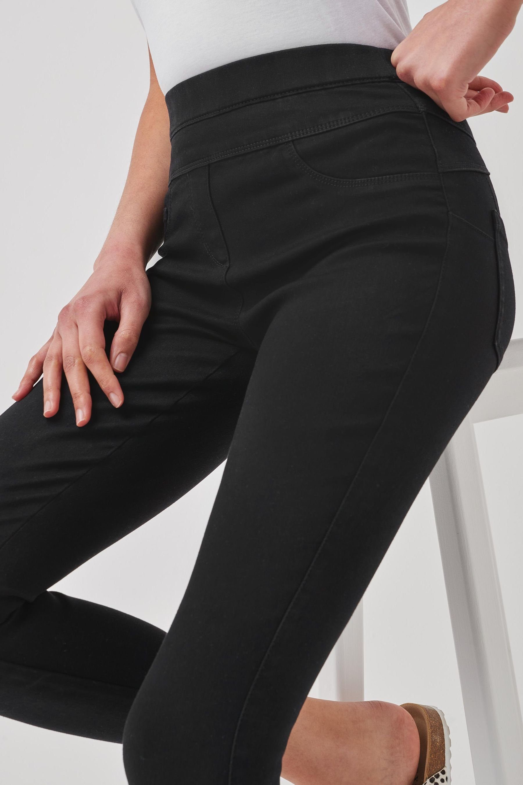 Skinny (1-tlg) Figurformende Cropped Fit Next Caprijeans Superstrech-Jeans