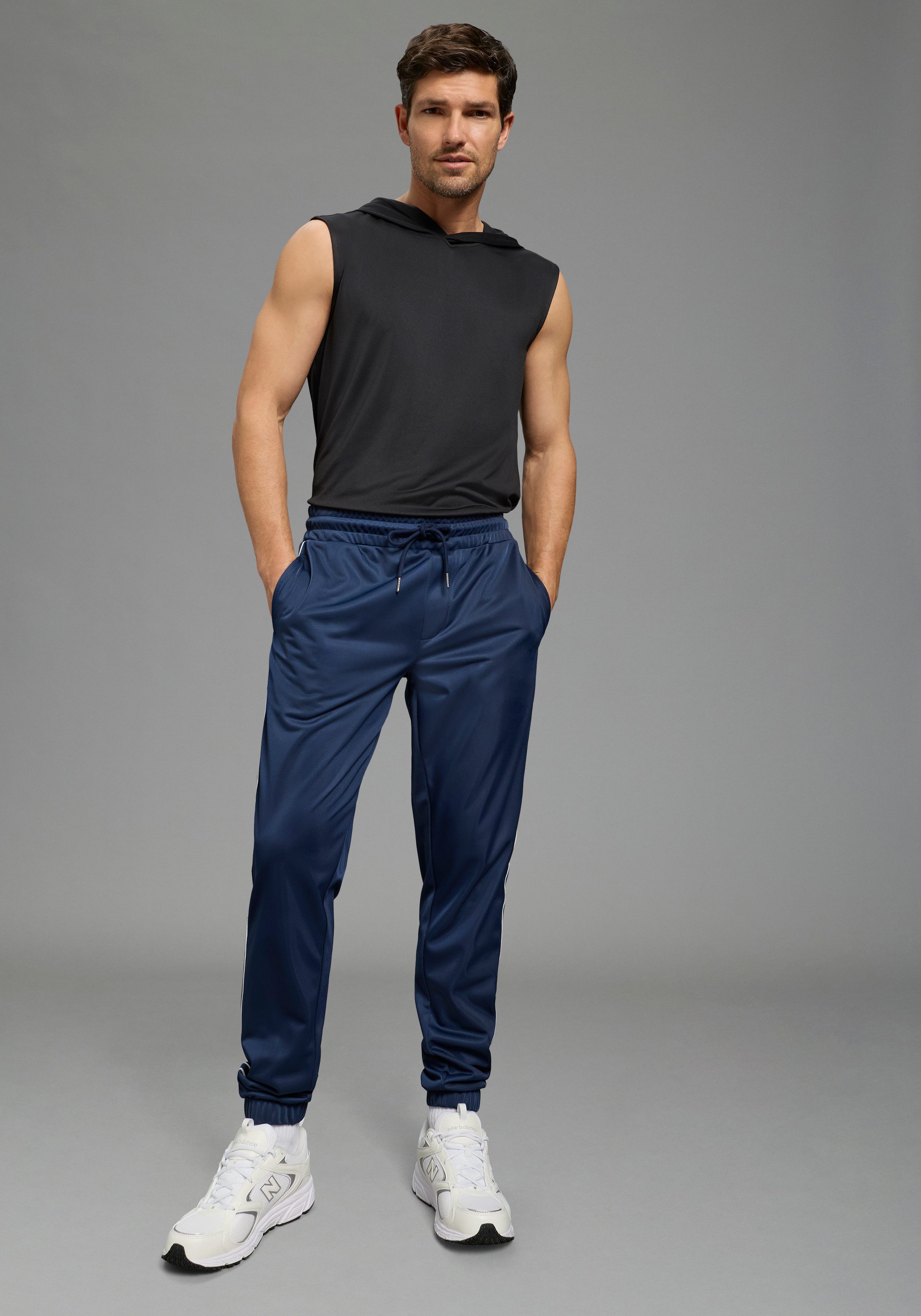 Ocean Sportswear Funktionsshirt atmungsaktiv, quick-dry schmale Passform, ärmellos, mit Kapuze, unifarben