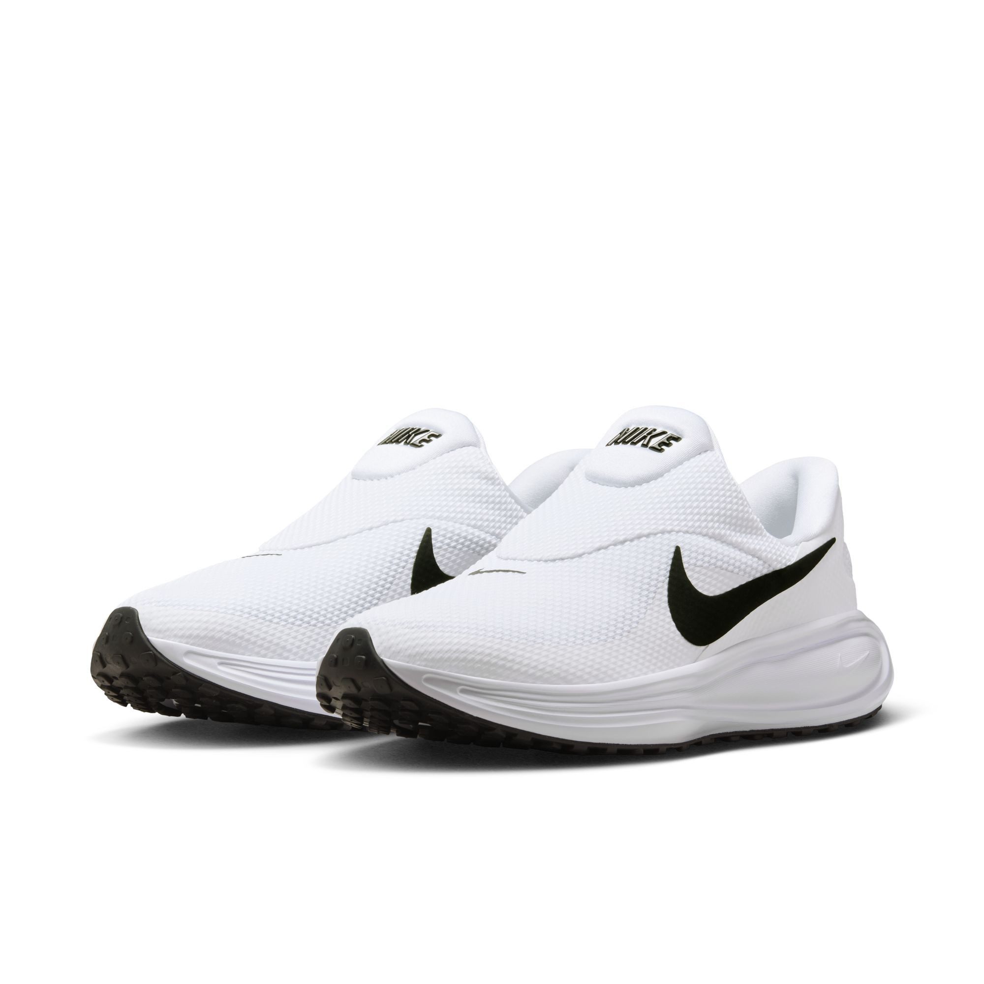 Nike REVOLUTION 8 EASYON Laufschuh