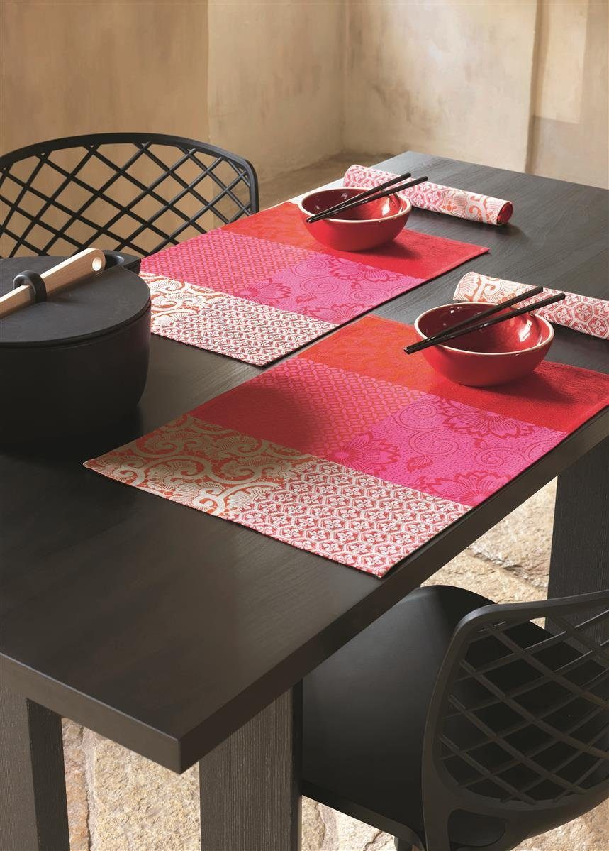 Le Jacquard Francais Platzset Beschichtete Tischsets (2x Set) Fleurs De Kyoto Cerise 38x52 cm, (Set, 2-St), beschichtet