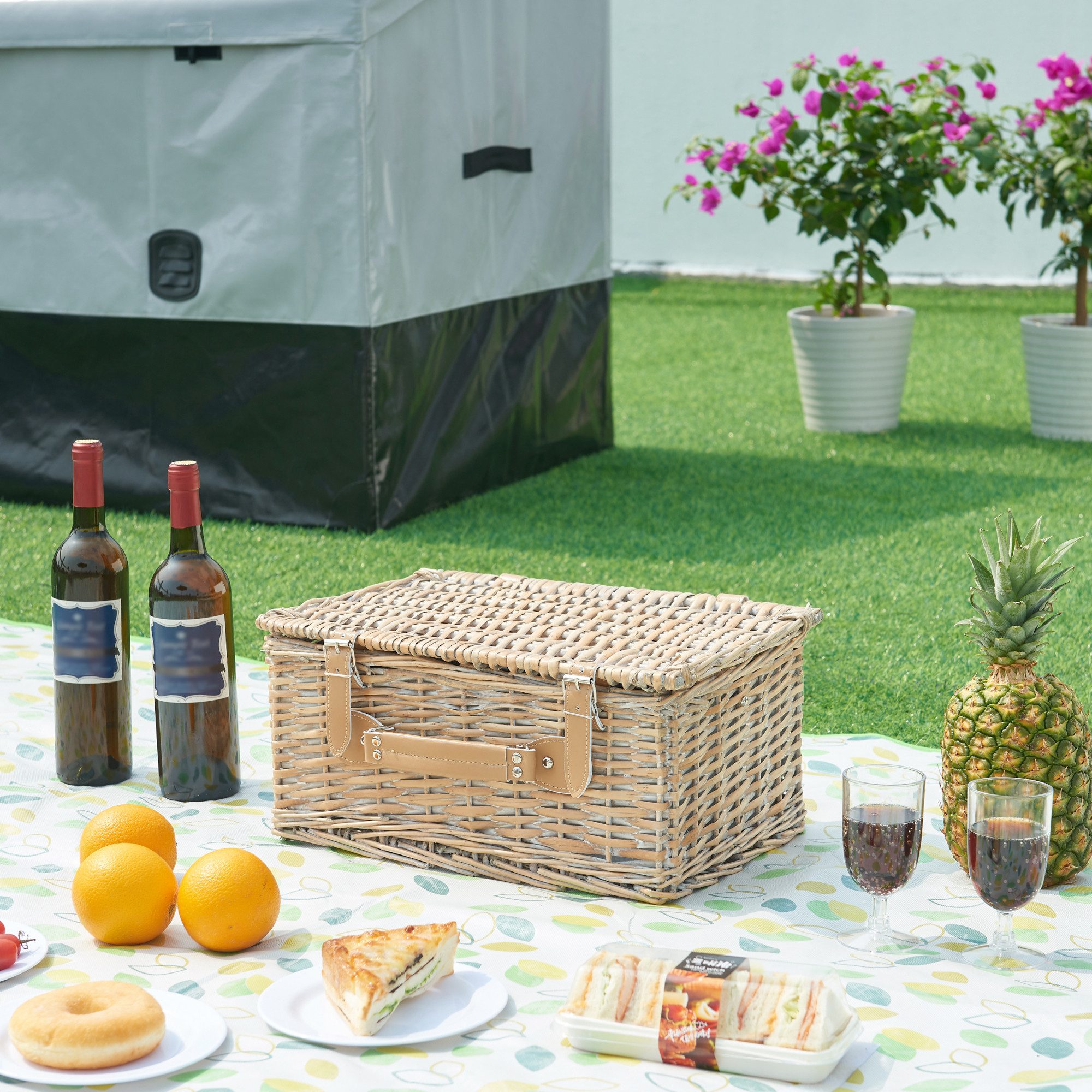 casa.pro Picknickkorb (Komplett-Set), »Lumparland« für 2 Personen Weide 40x28x20 cm Weiß / Blau