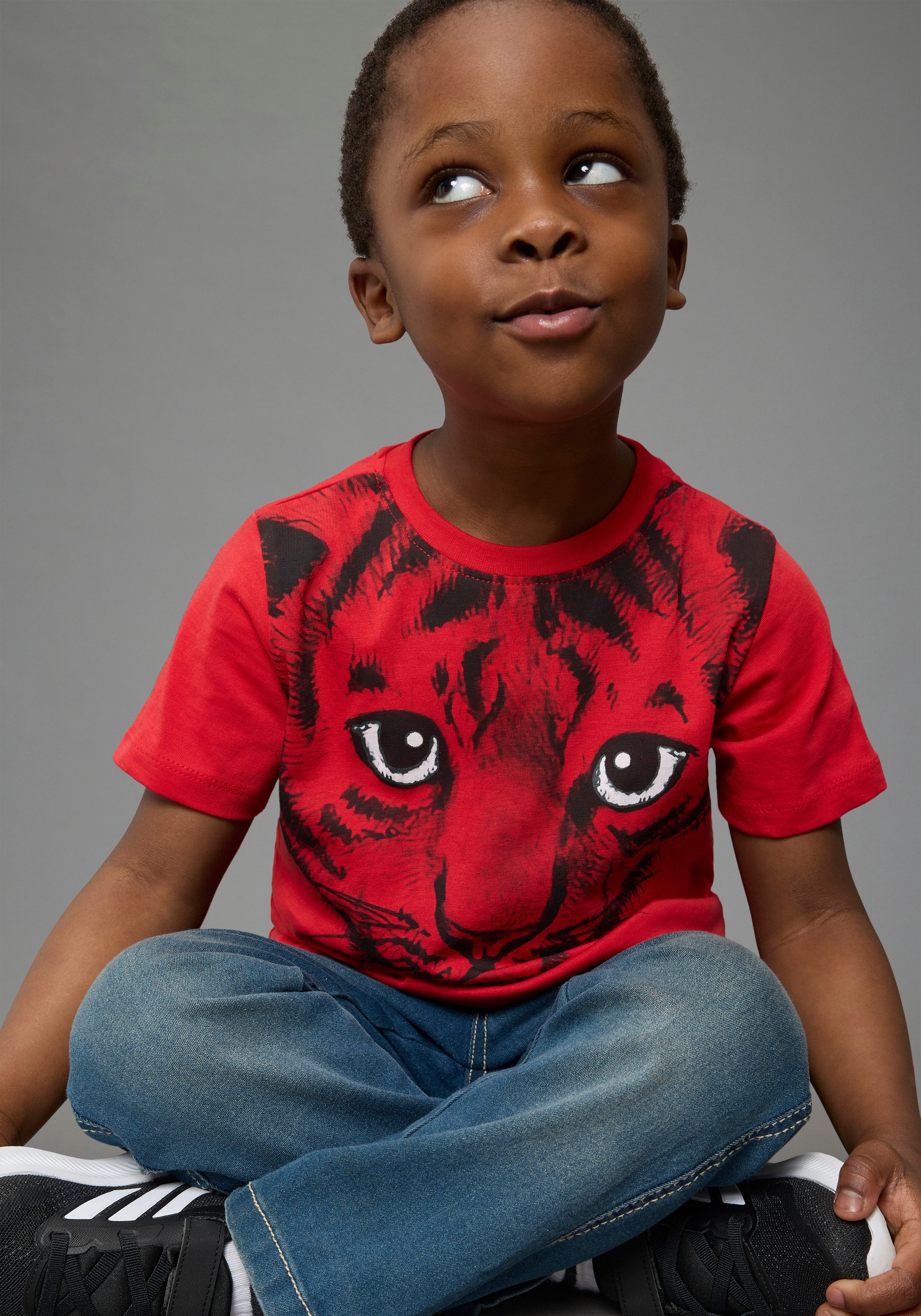 KIDSWORLD T-Shirt Mit tollem Druck: LITTLE TIGER Kurzarm, Basic-Passform, mit peppigem Druck, Rundhalsausschnitt