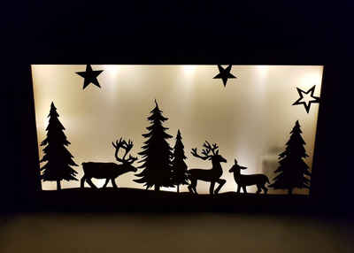 Spetebo LED Dekofigur LED Holz Weihnachts Deko - Hirschfamilie mit Tanne, An / Aus, LED, warmweiss, beleuchtete Winter Szene warmweiss