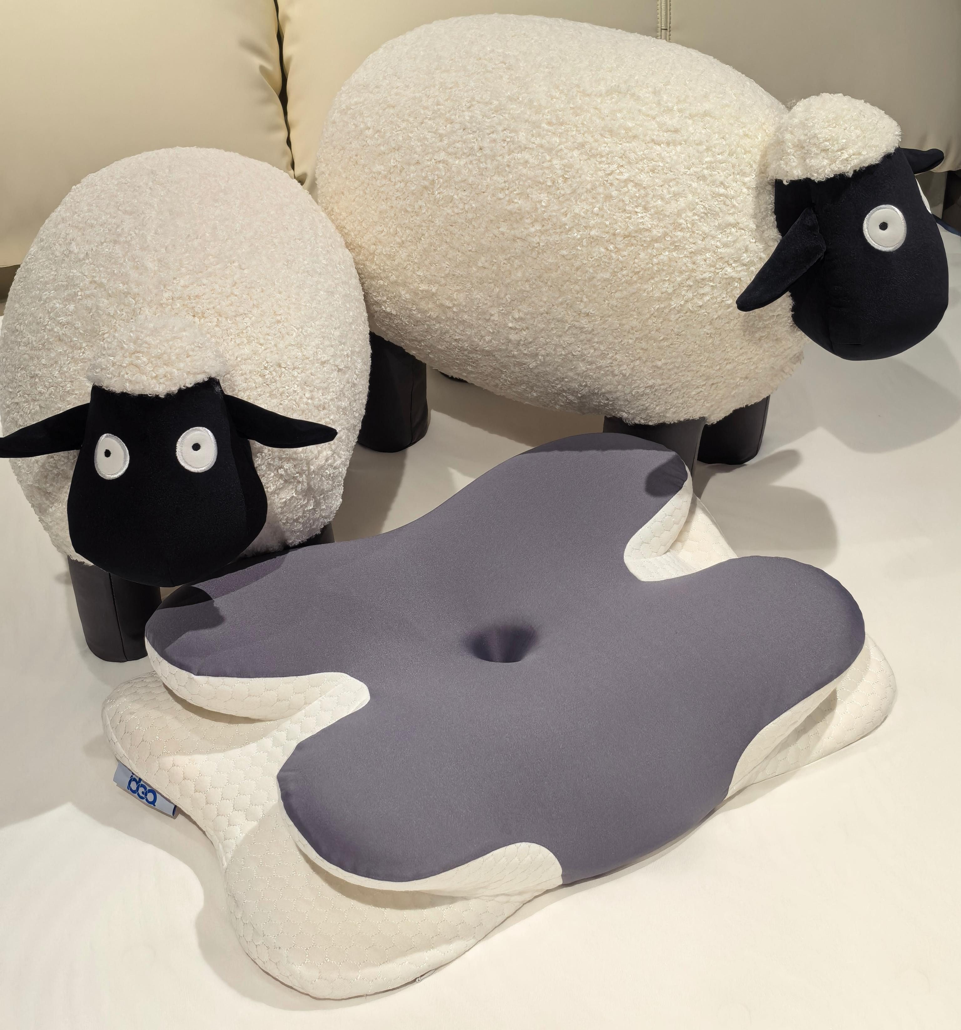Esun Kopfkissen Orthopädisches Nackenkissen Ergonomisches Memory Foam, Mit Reisetasche, Füllung: 100% Memory Foam, Rückenschlafer, Bauchschlafer, Seitenschlafer, Set, Praktische Reisetasche für Nackenkissen, für Seiten Rücken & Bauchschläfer, Nackenkissen