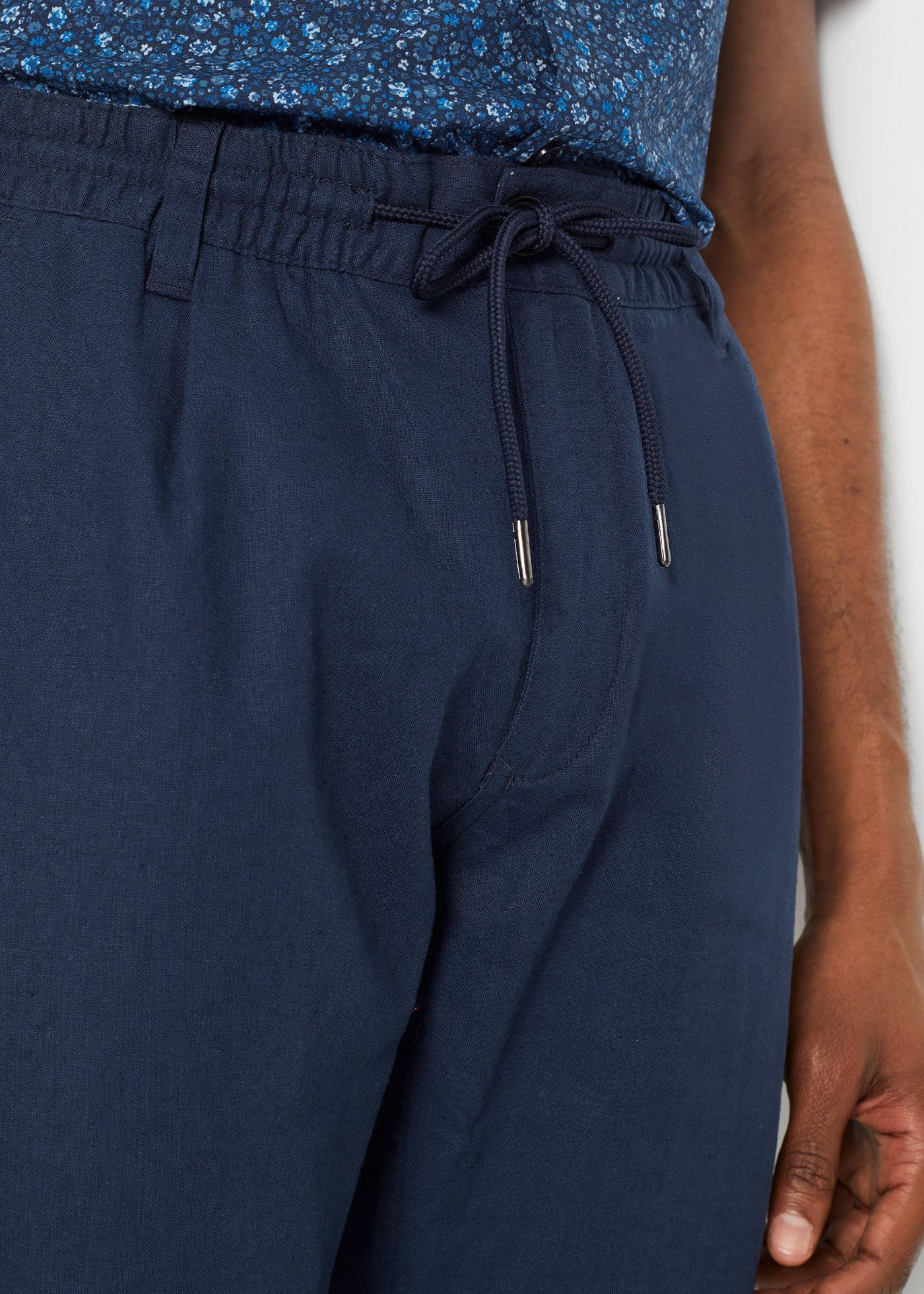 bonprix Chinohose aus Leinen, mit Bändchen zur Weitenanpassung, relaxed fit