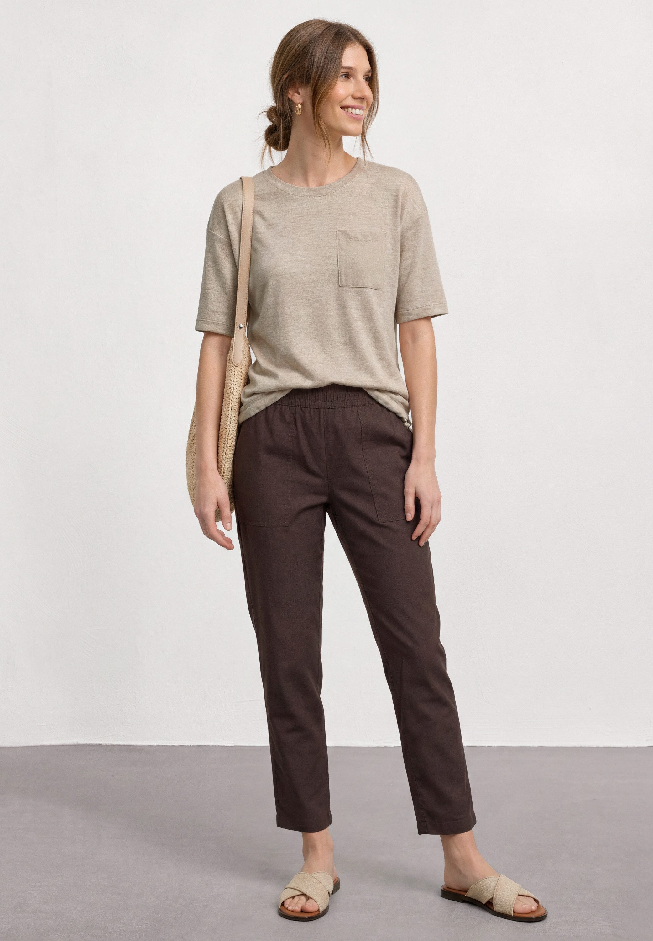 STREET ONE Rundhalsshirt Sommershirt mit Rundhals und Brusttasche/Melange-Look