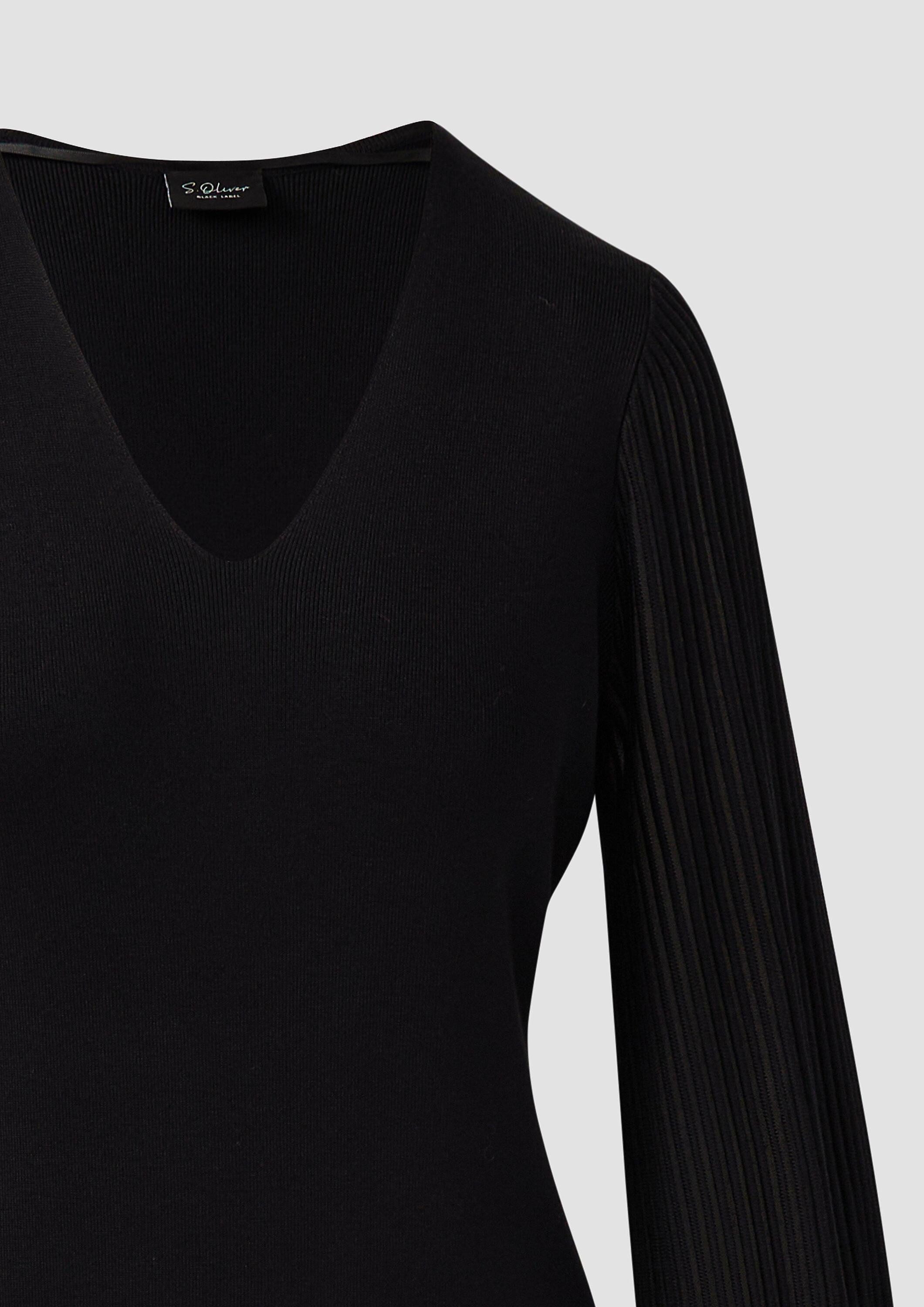 s.Oliver Minikleid Kleid Figurumspielendes Kleid aus Viskosemix mit semitransparenten Ärmeln
