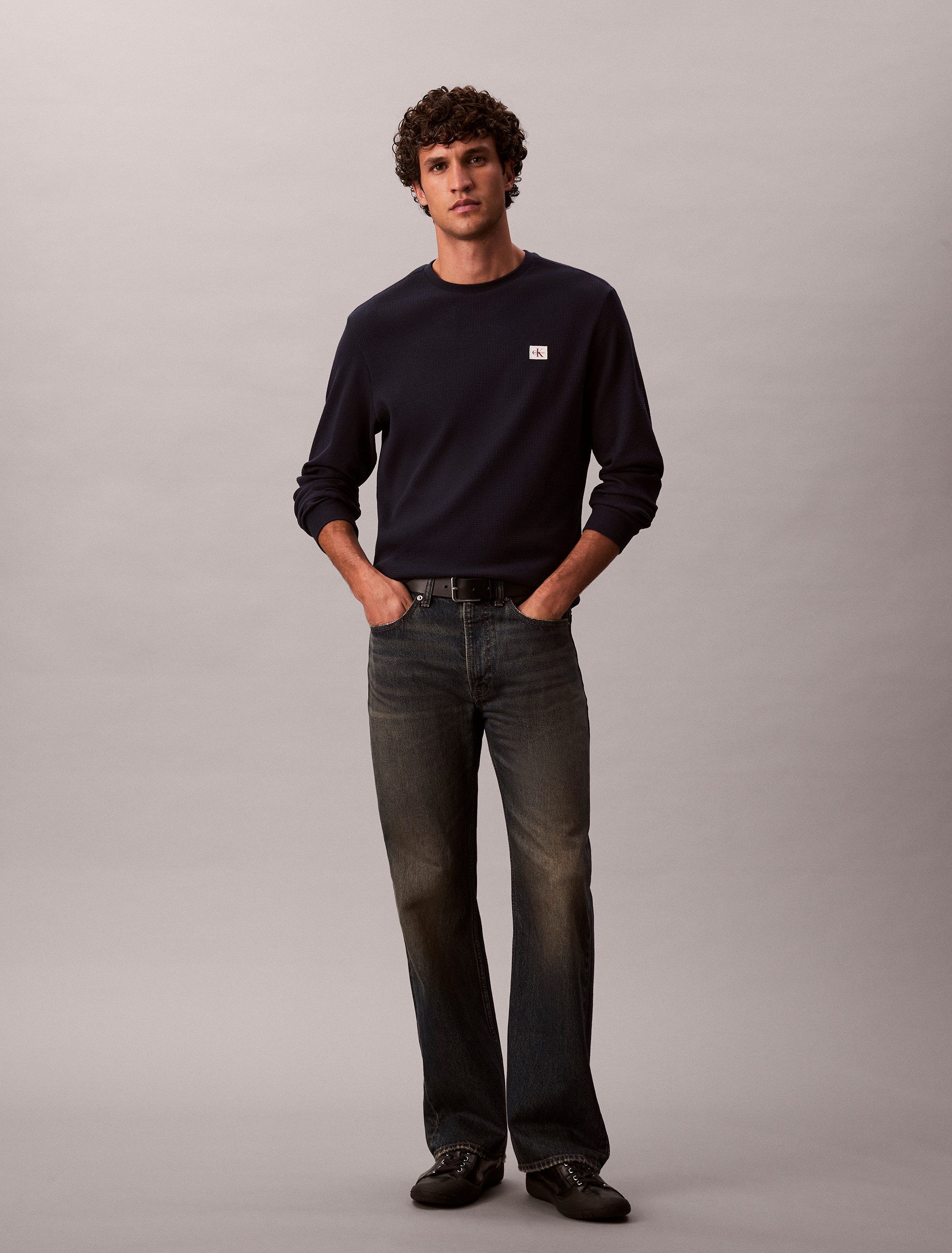 Calvin Klein Jeans Langarmshirt Mit Rundhalsausschnitt – Bild 4 von 5