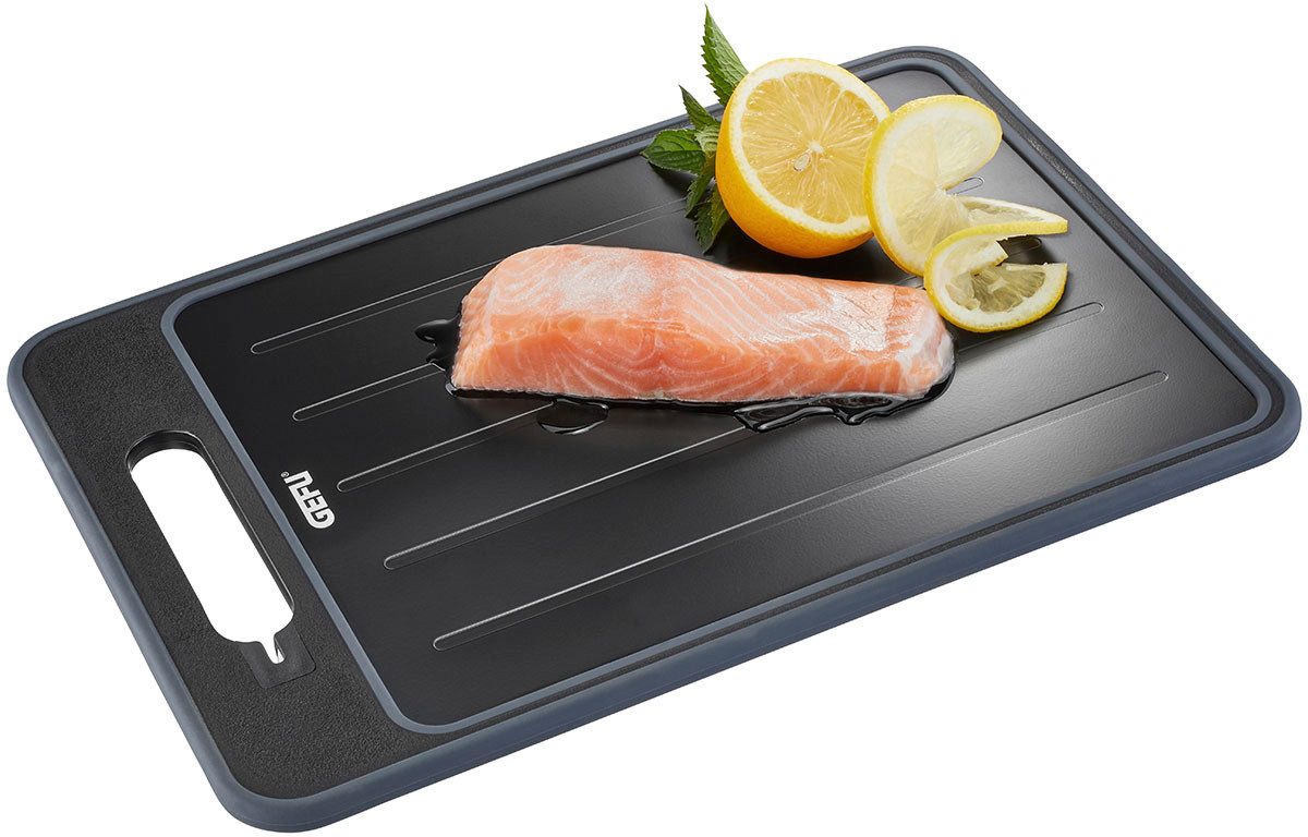 GEFU Schneidebrett CUT PRO, Aluminium, Kunststoff, (1-St), innovative Auftauseite, Saftrille, integri. Reibfläche, Messerschärfer