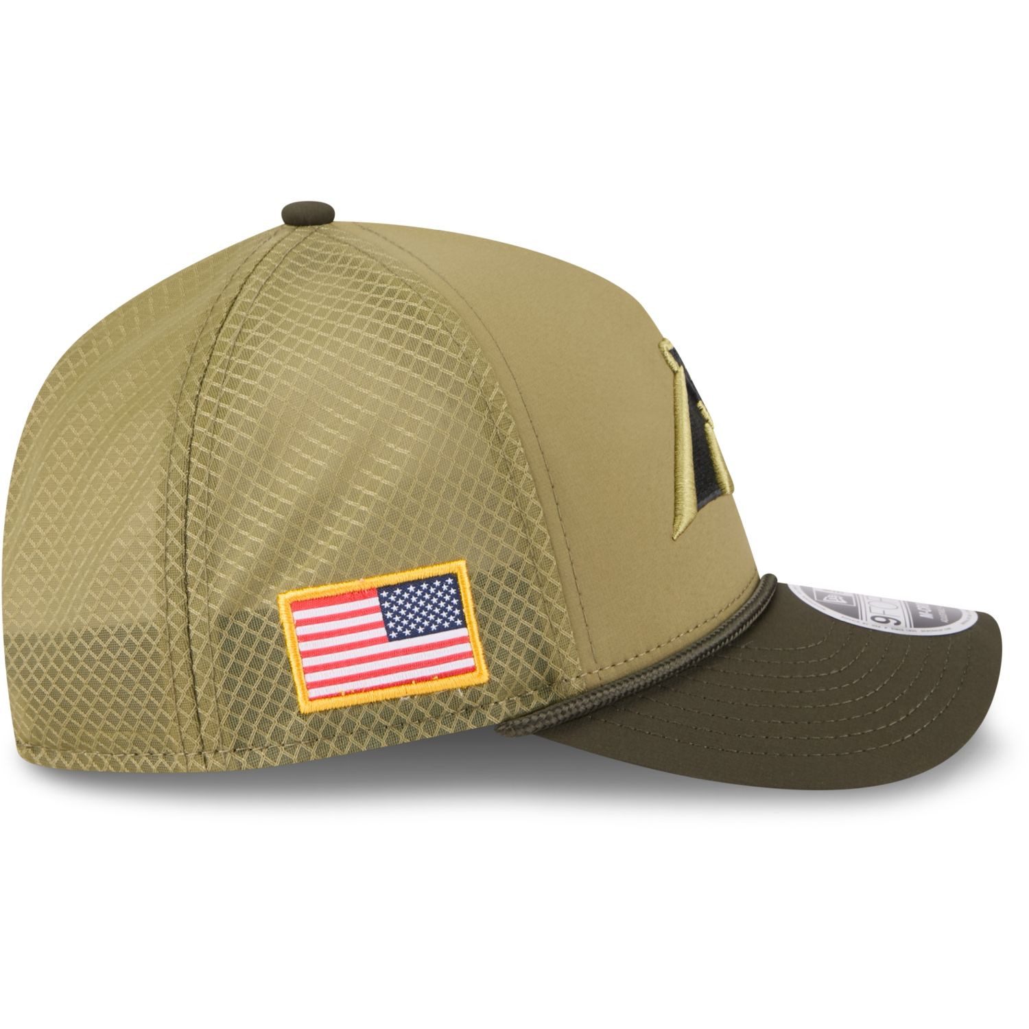 New Era Trucker Cap 9Forty MCrown SALUTE Carolina Panthers