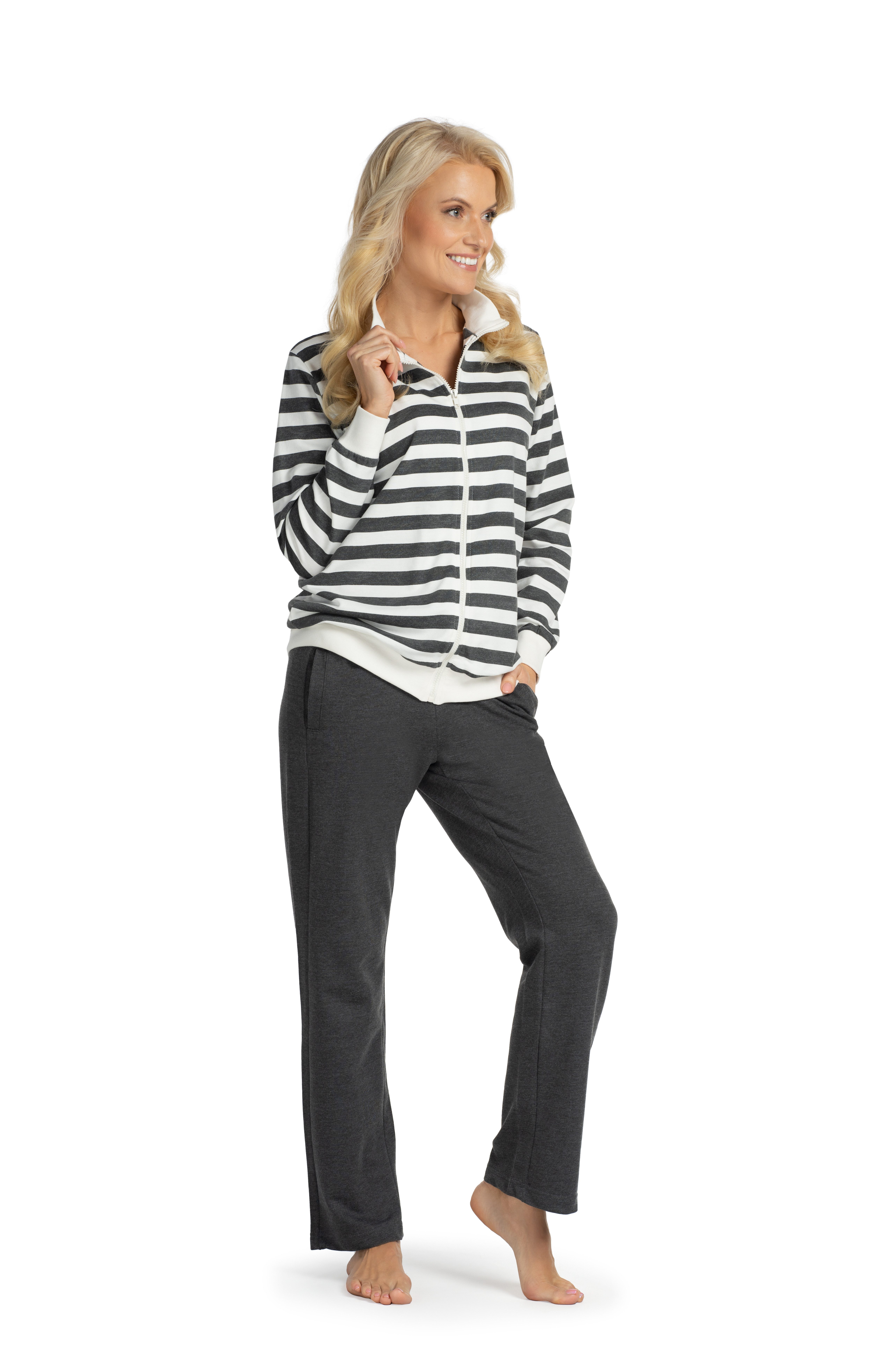 Consult-Tex Hausanzug Damen Hausanzug Homewear Suit (Spar-Set, 1 Stück) Freizeitanzug / Hausanzug mit Streifenmuster