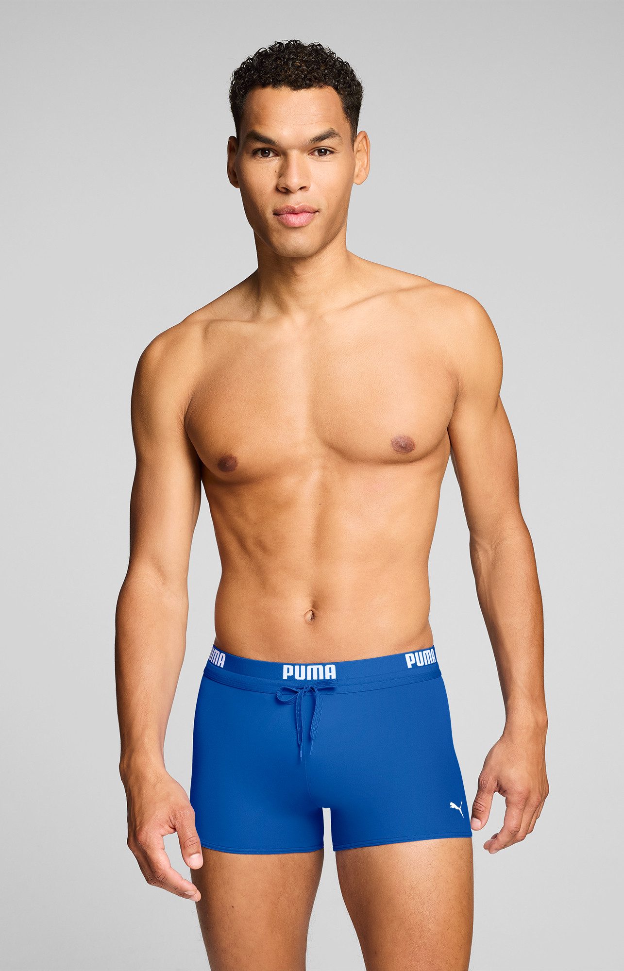 PUMA Badehose PUMA SWIM MEN LOGO TRUNKS elastischer Logobund mit integriertem Kordelzug