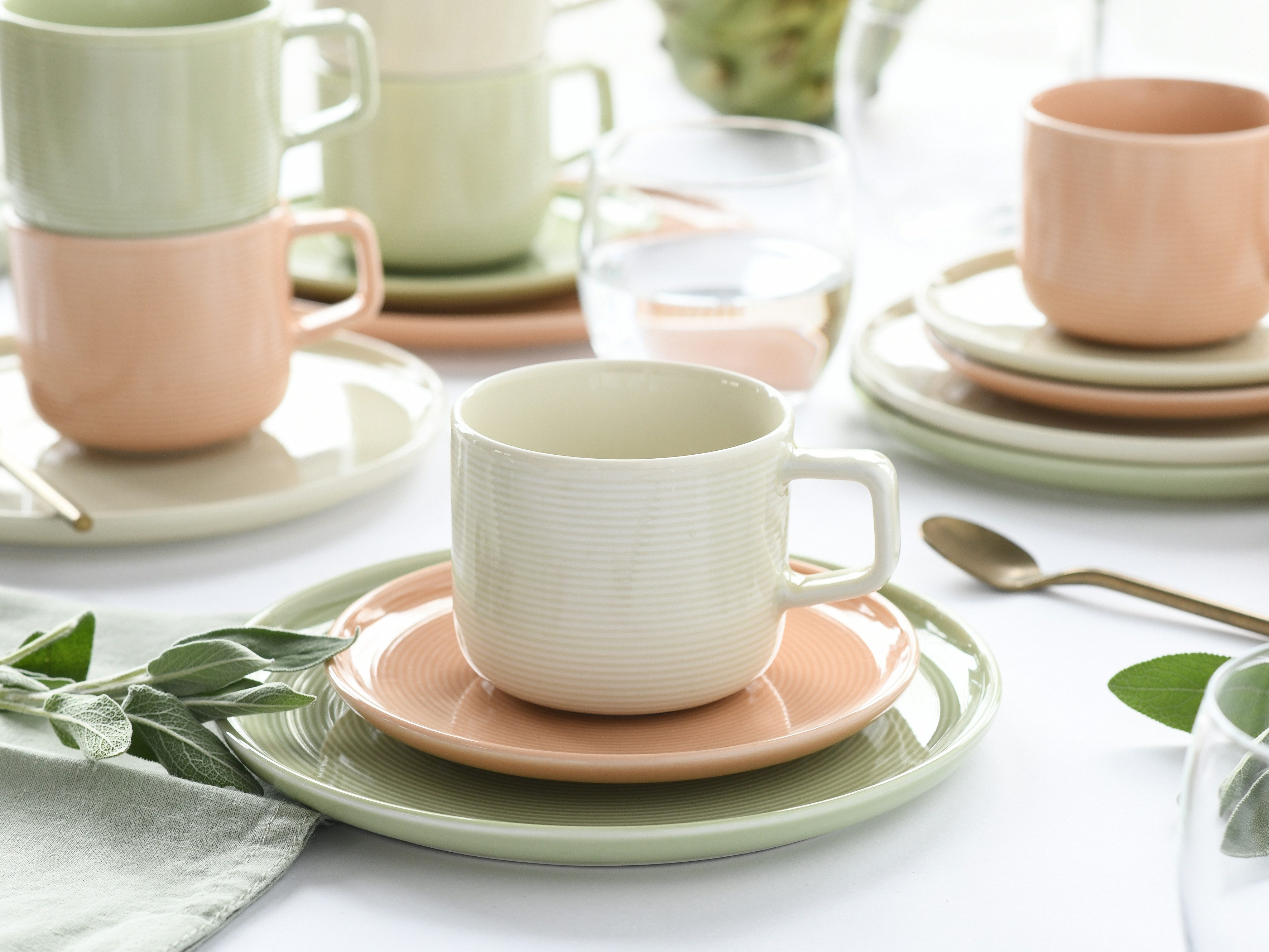 CreaTable Kaffeeservice Session, Service, 18-tlg. (18-tlg), 6 Personen, Porzellan, Teller ohne Fahne mit großem Spiegel, Elegantes Rillenrelief