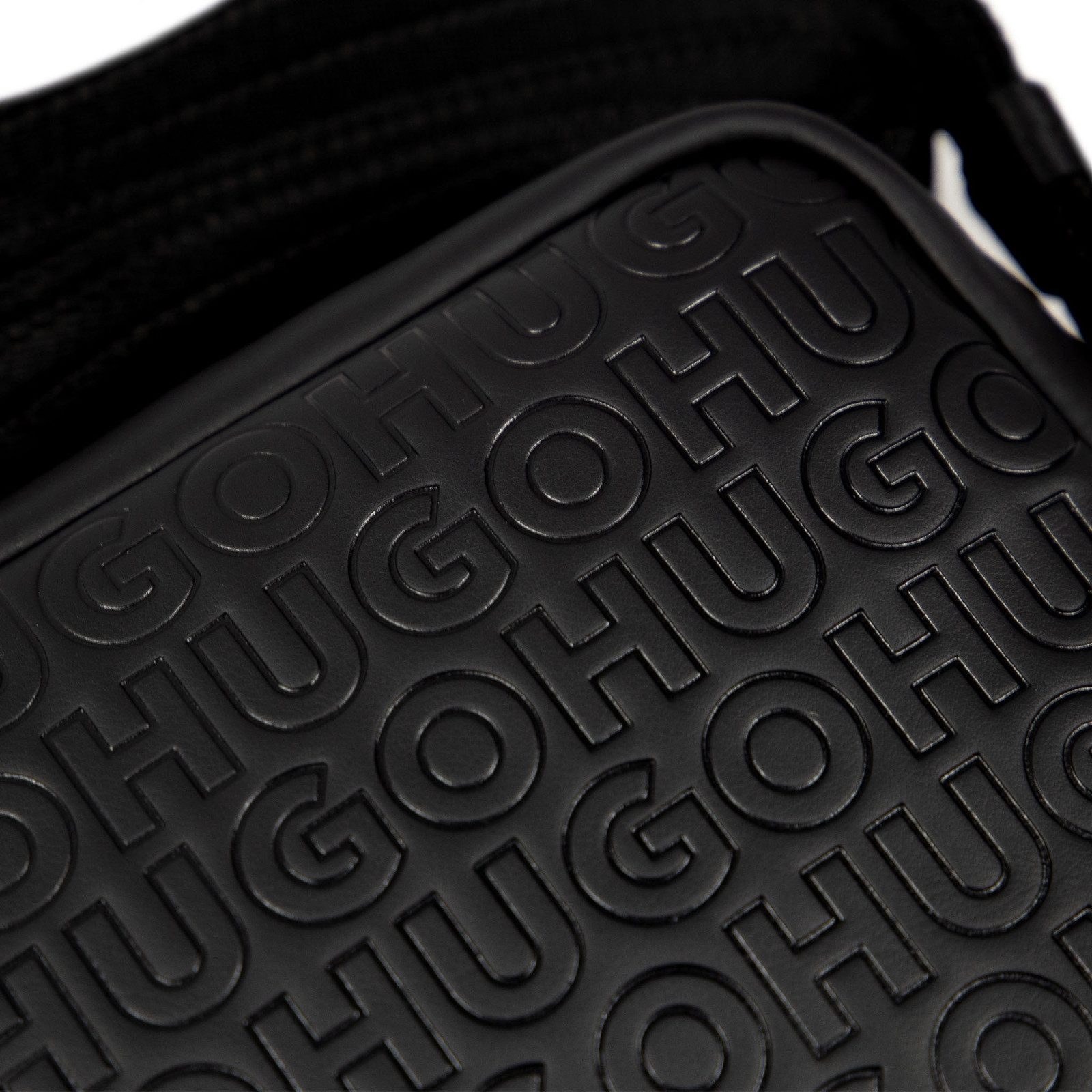 HUGO Umhängetasche Ethon2.0HI_MN_NS Zip, mit eingestanztem Logo-Muster