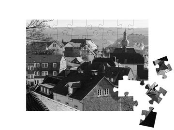 puzzleYOU Puzzle Die Altstadt von Arnsberg, schwarz-weiß, 48 Puzzleteile, puzzleYOU-Kollektionen