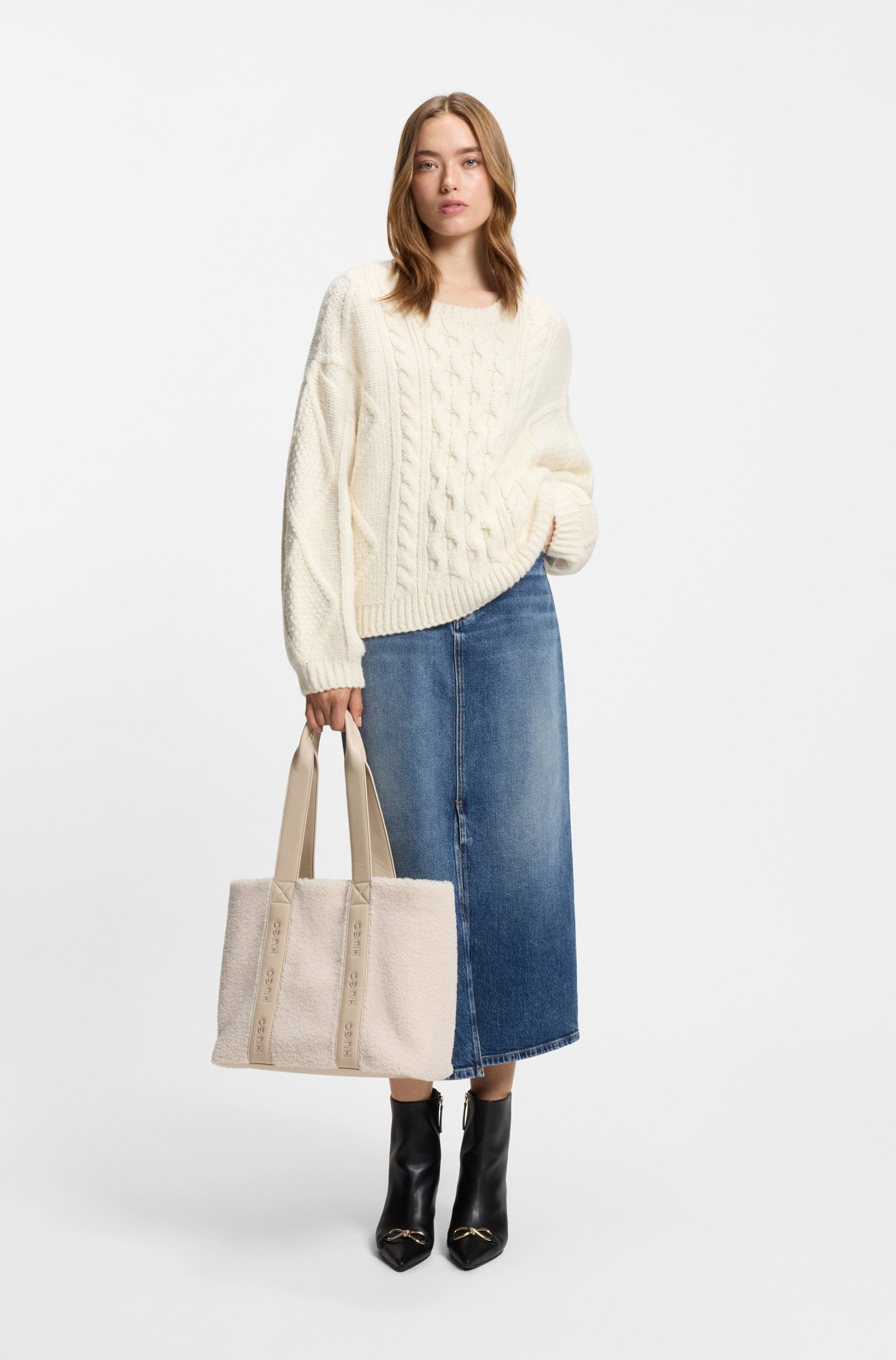 HUGO Shopper Bag aus Shearling-Imitat mit Logo-Riemen (keine Angabe, 1-tlg., keine Angabe)