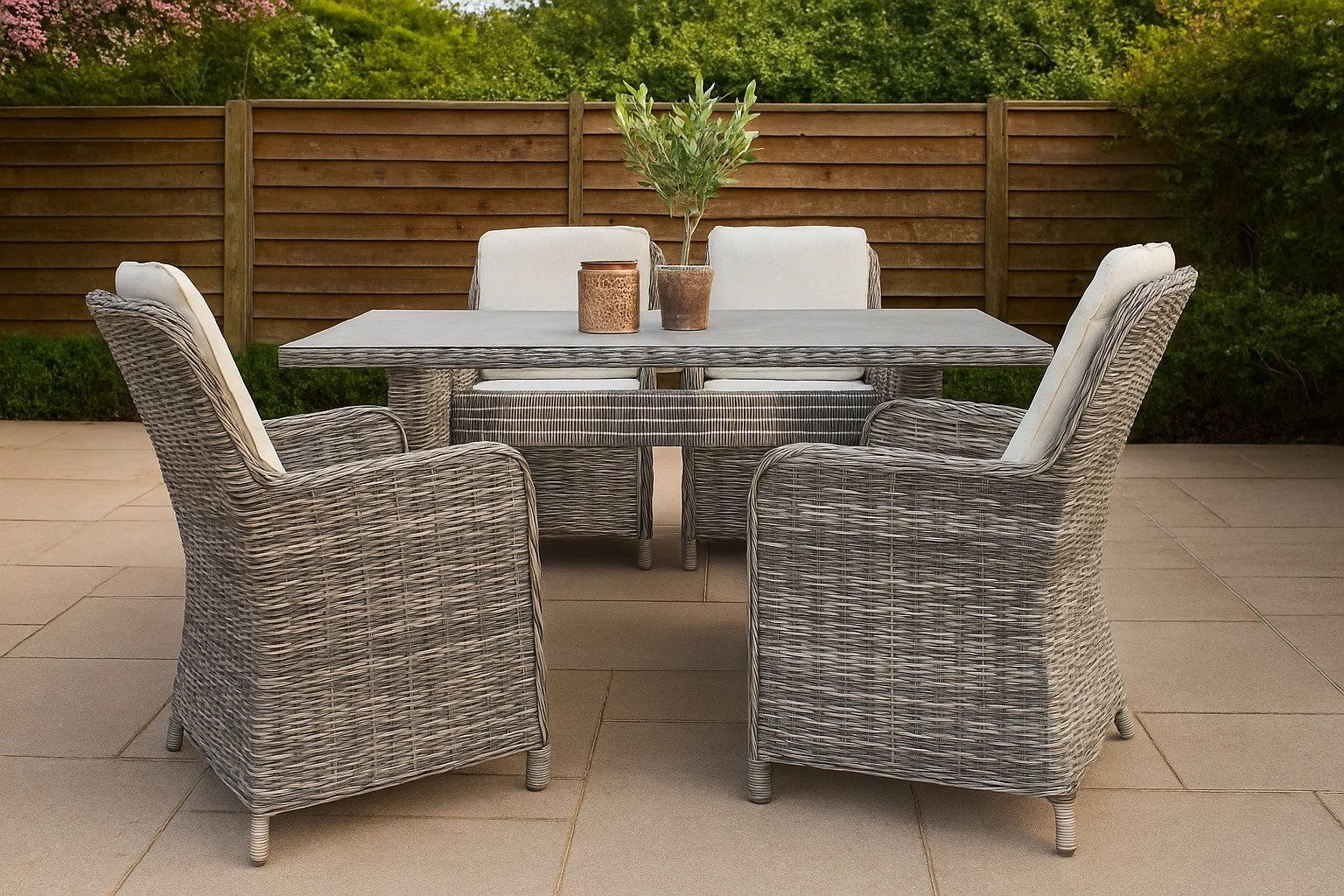 bellavista - Home&Garden® Gartenlounge-Set Ria Dining Lounge Set Polyrattan grau 4 Personen Tisch Sessel, (Set, 5-tlg., 4x Sessel, 1x Tisch, Sitz- und Rückenkissen), Steinoptik