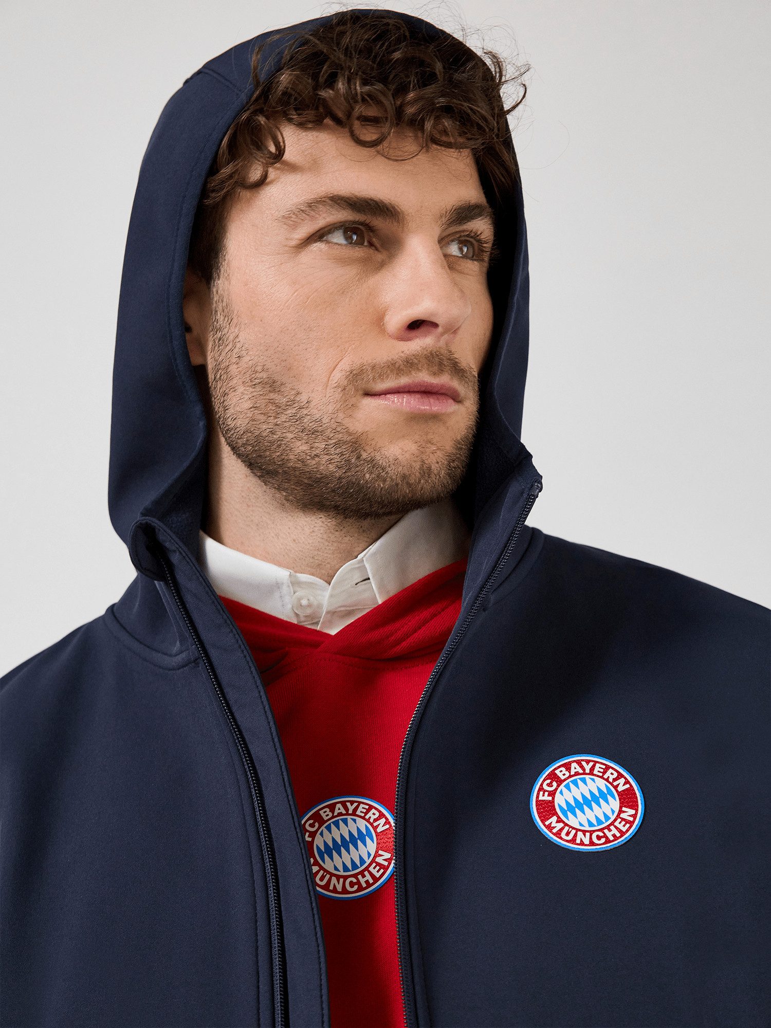 FC Bayern München Softshelljacke FC Bayern München, Softshelljacke Essentials, Herren, Navy