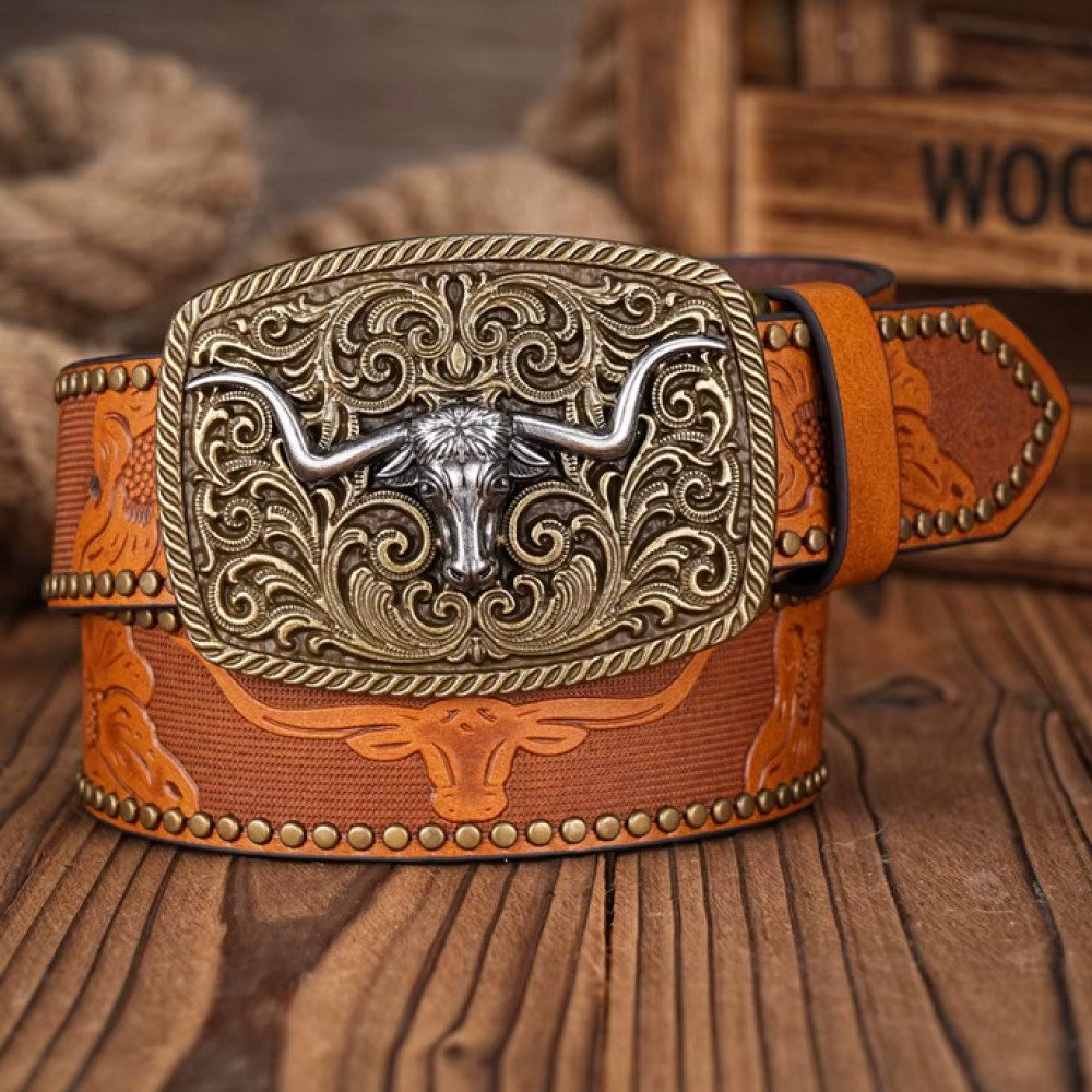 Ware aus aller Welt Nietengürtel Westerngürtel mit Longhorn-Schnalle – im authentischen Cowboy Style (1-St) Geprägte Western-Details mit Longhorn- und Blumenmotiven