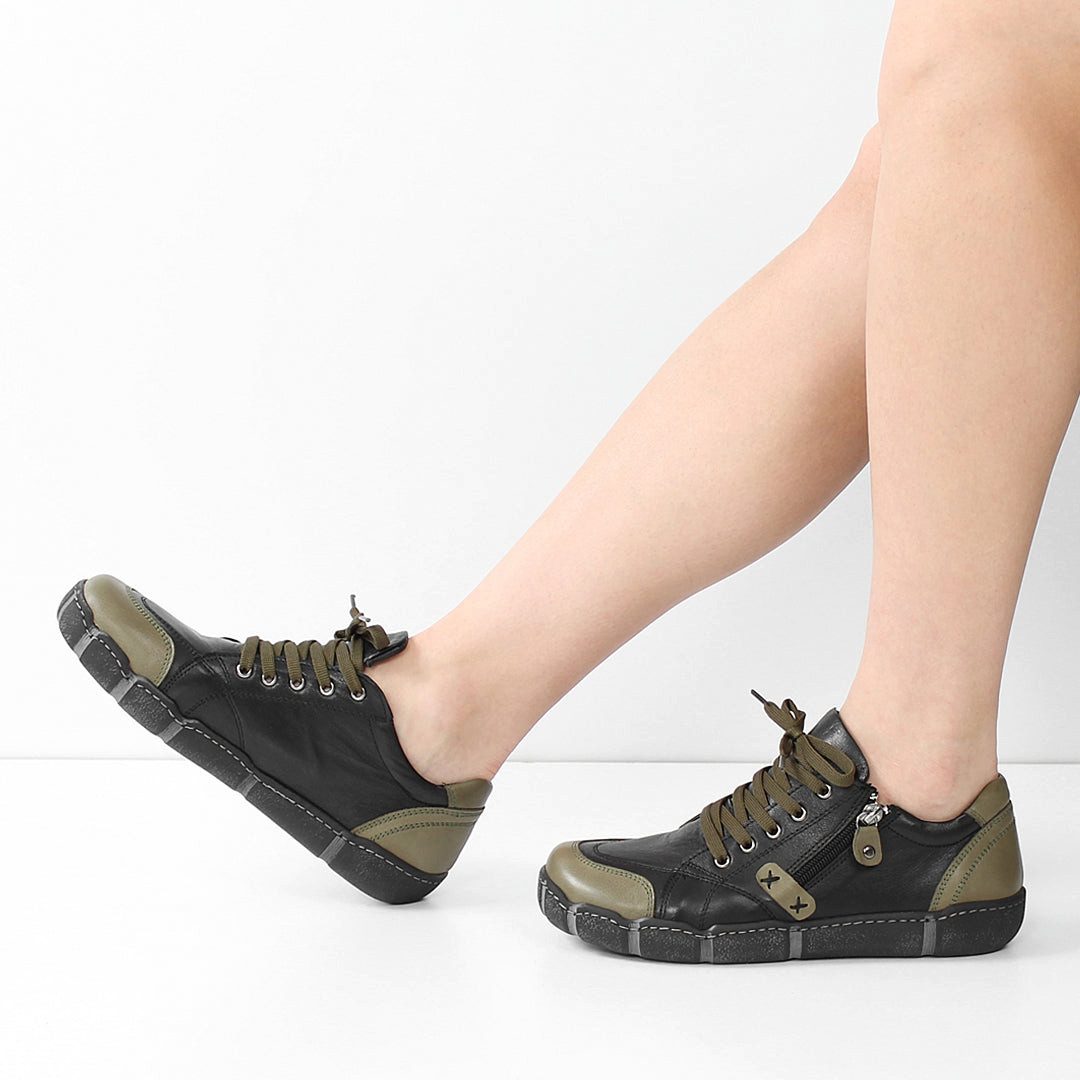 Celal Gültekin 288-31101 Schnürschuh Schnürschuhe mit Lederdesign sowie einem seitlichen Reißverschluss.