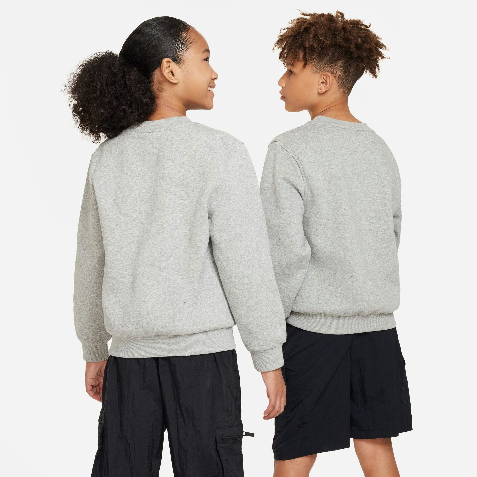 HEATHER/WHITE Nike CLUB BIG SWEATSHIRT KIDS' DK Sweatshirt FLEECE Sportswear GREY