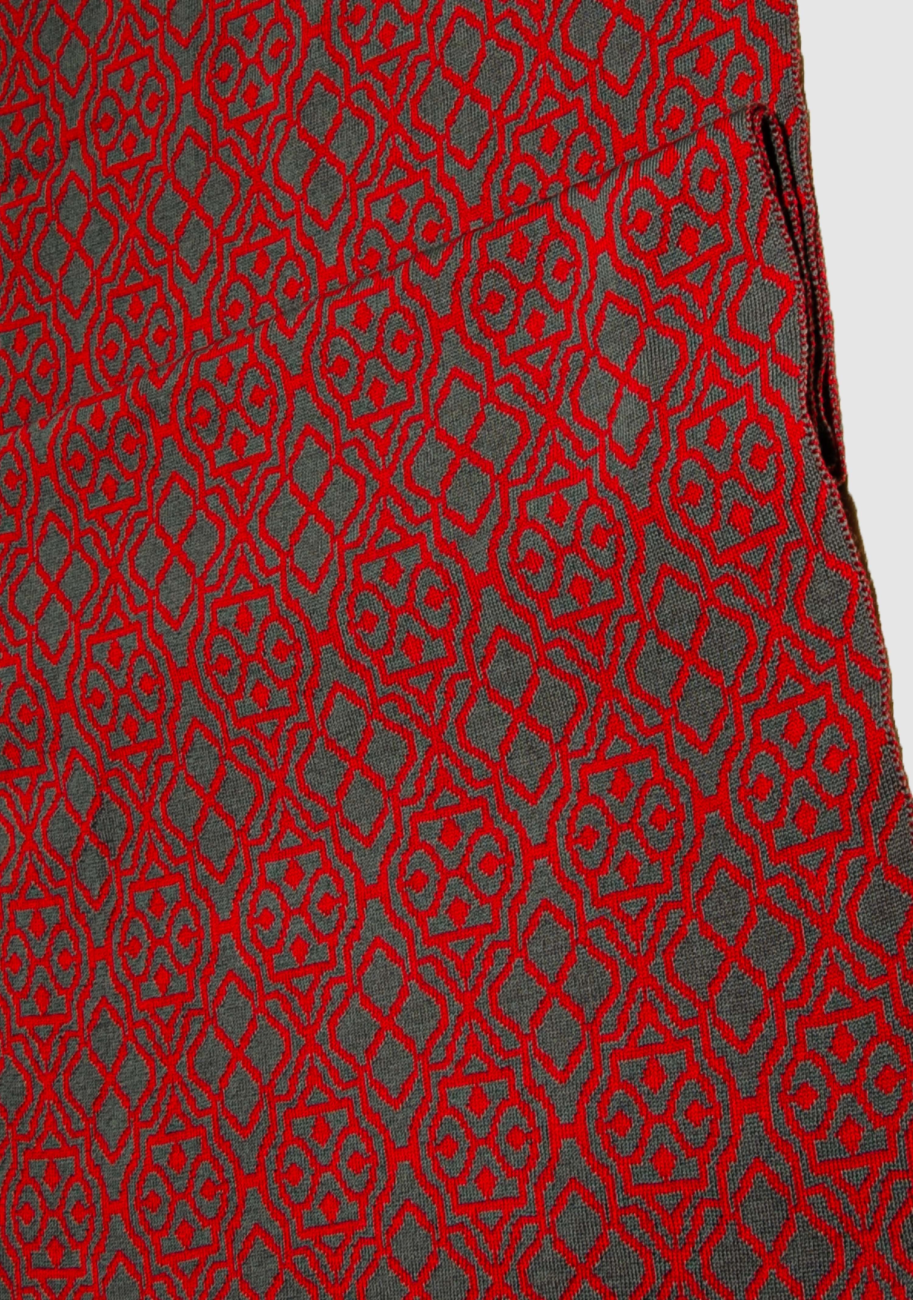 LANARTO slow fashion Wollschal Schal Netz zweifarbig in schönen Farben 100% Merino extrasoft rot_graphit