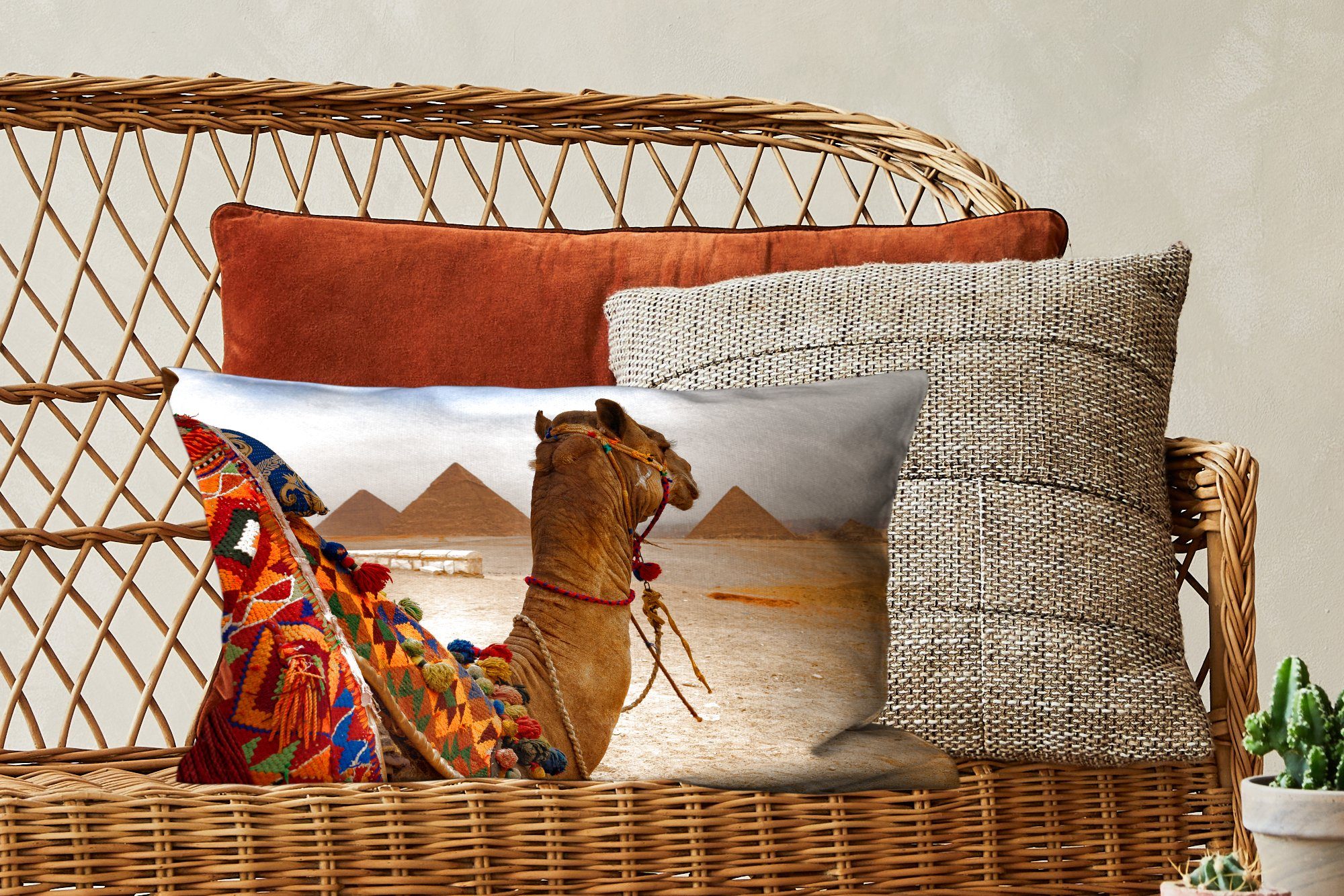 Kamel auf Schlafzimmer Dekoration, Hügel, mit Wohzimmer Zierkissen, Dekokissen Dekokissen Füllung, MuchoWow