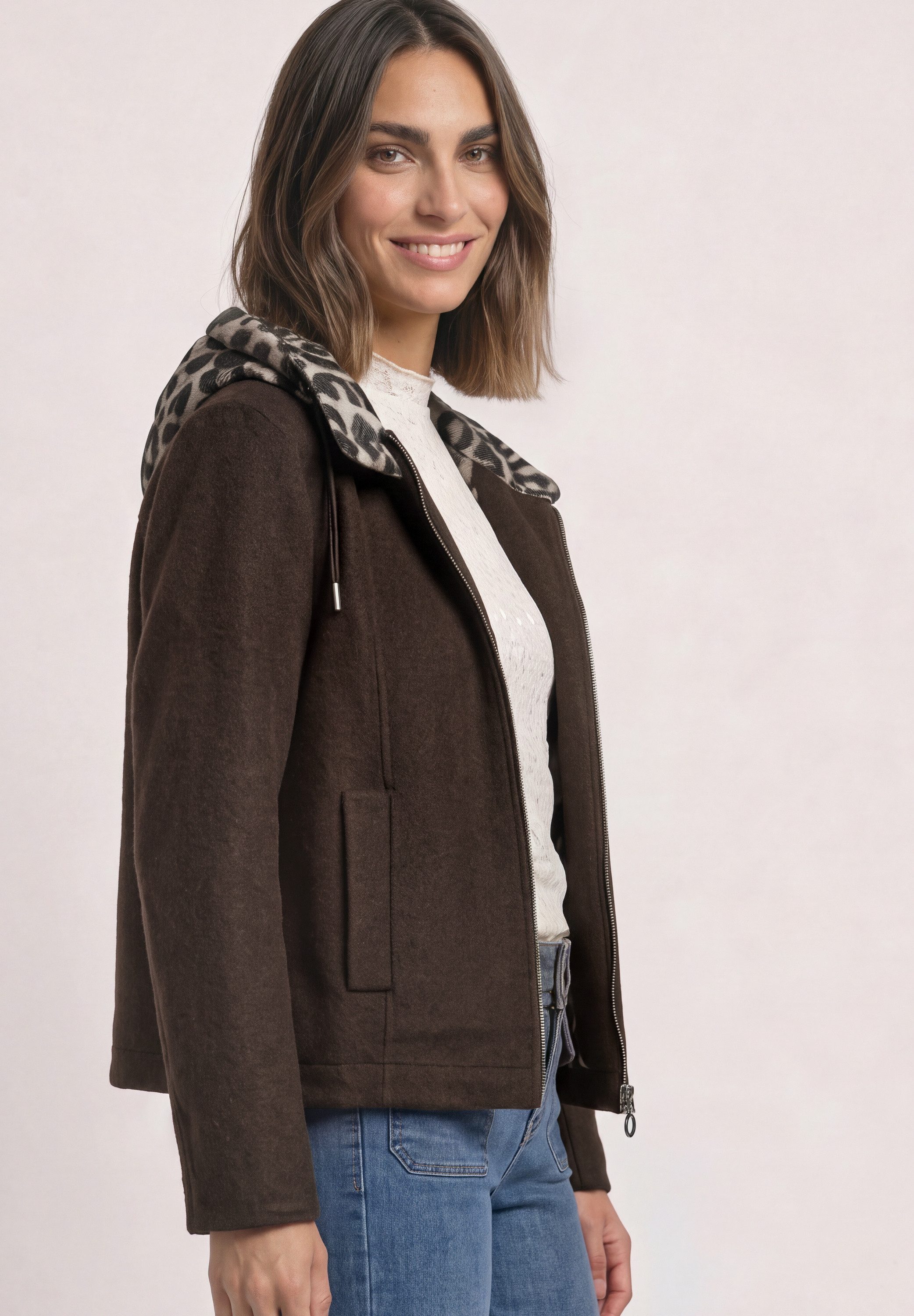 STREET ONE Kurzjacke mit abnehmbarer Kapuze