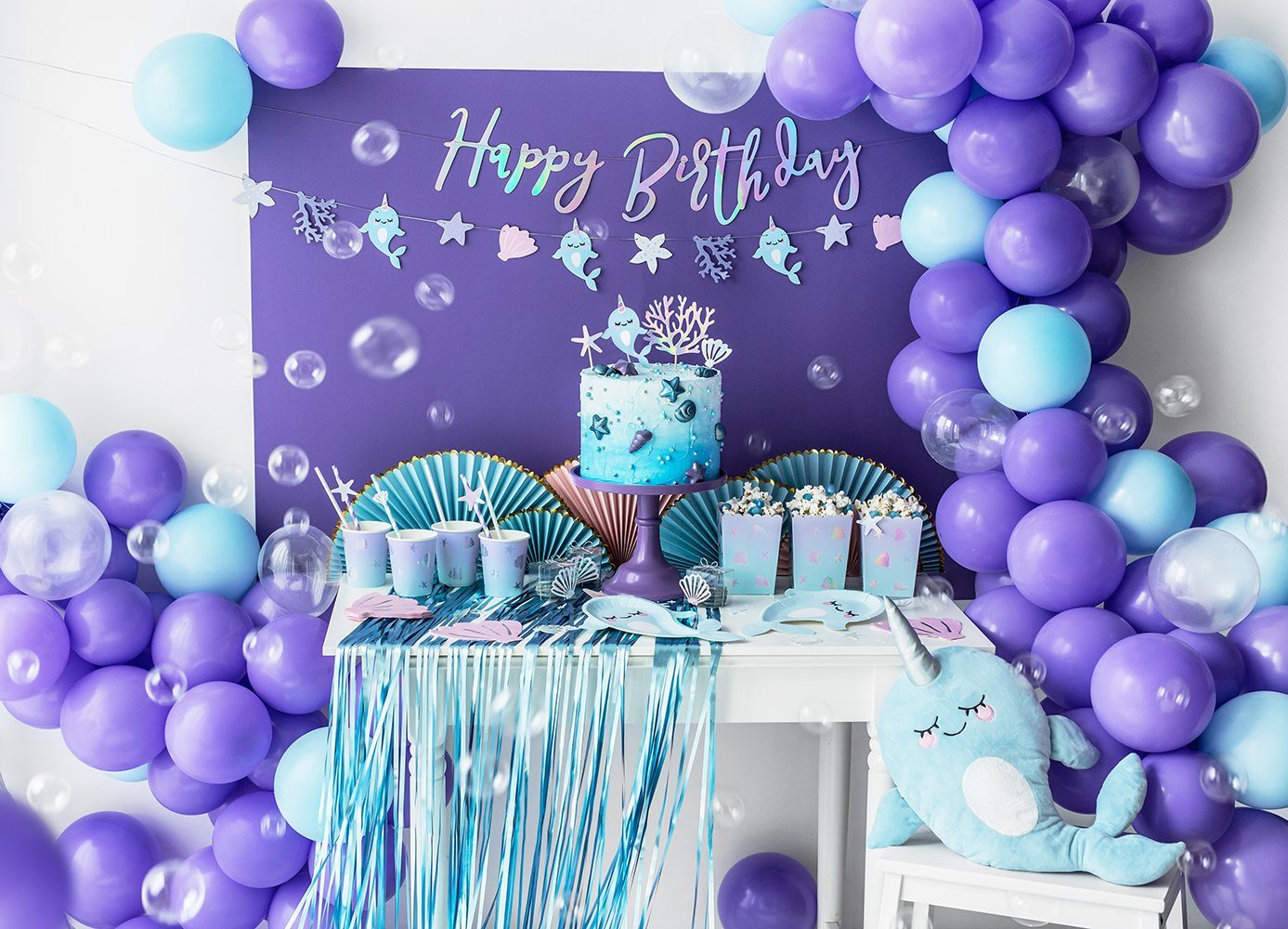 partydeco Tortenstecker, Kuchen Topper Narwal 10-15,5cm blau irisierend 4er Set