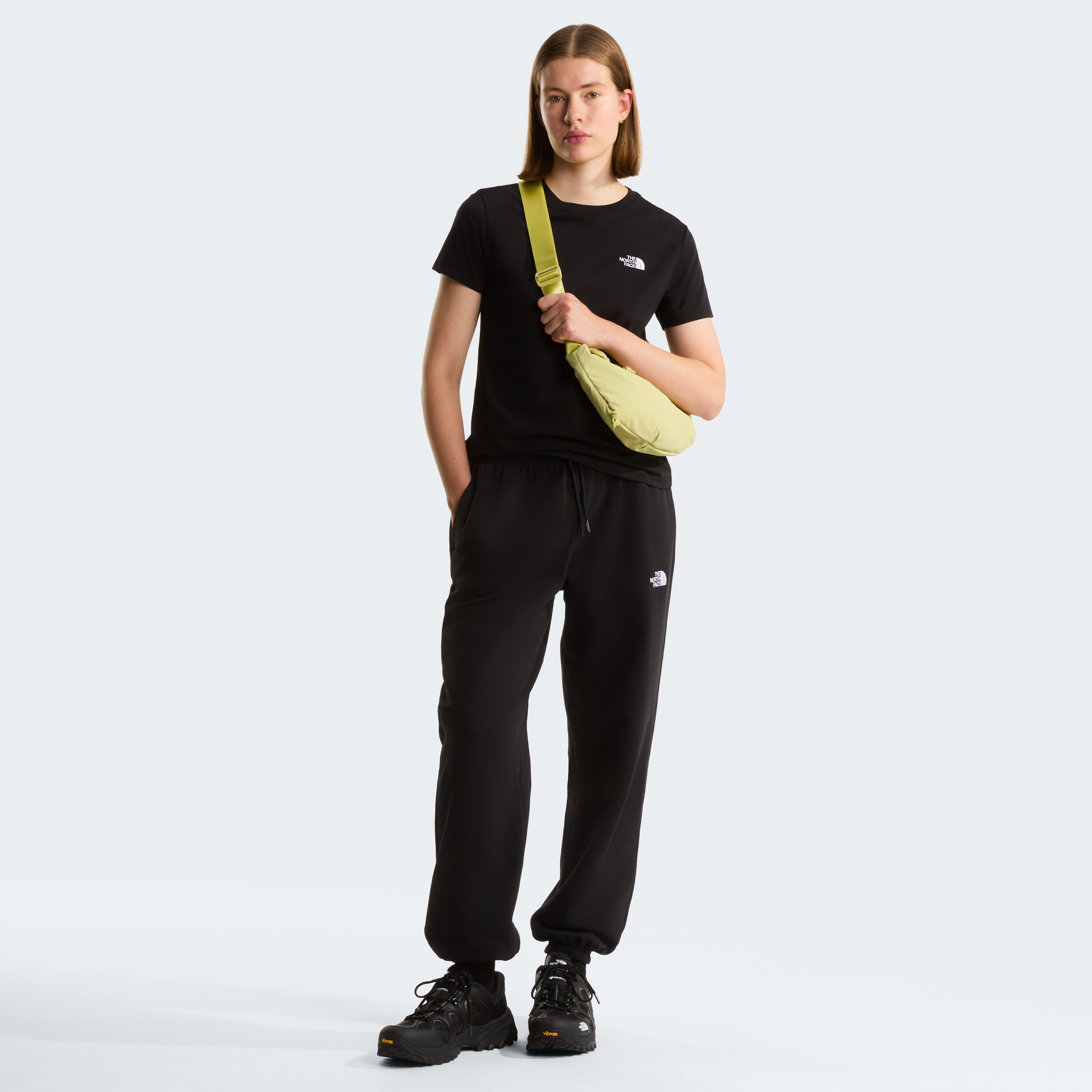 The North Face T-Shirt W EVOLUTION SIMPLE DOME SLM SHORT SLEEVE schmaler Schnitt, Kurzarm, für Wandern und Outdoor-Aktivitäten