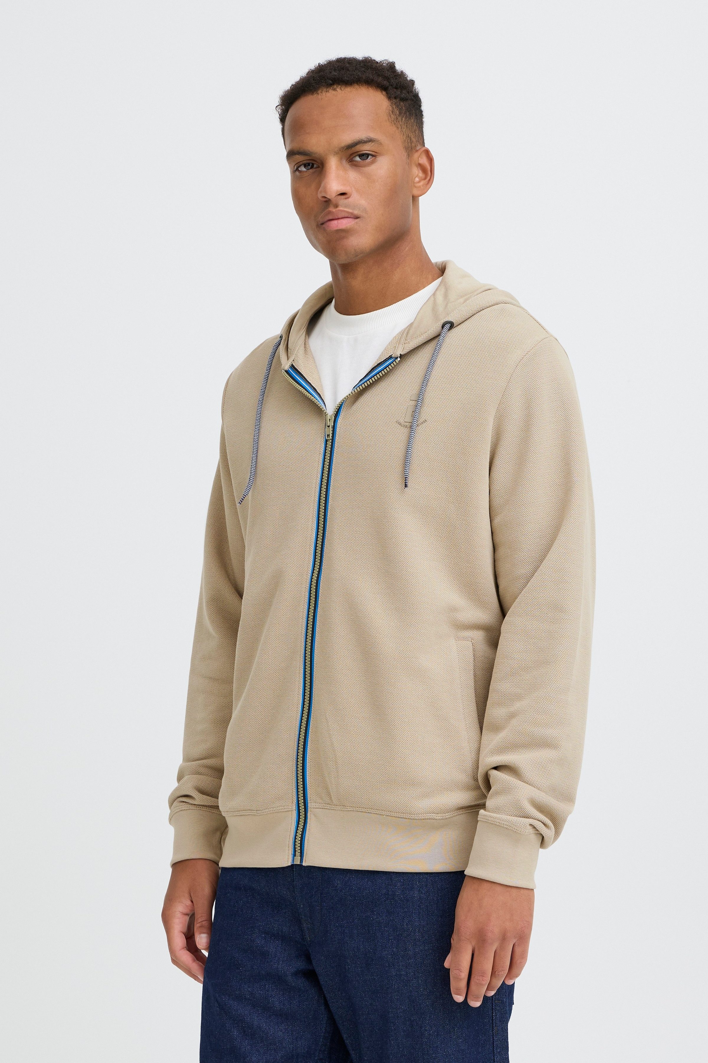 Kapuzensweatshirt BHJUMA PIQUE ZIPP SWEAT