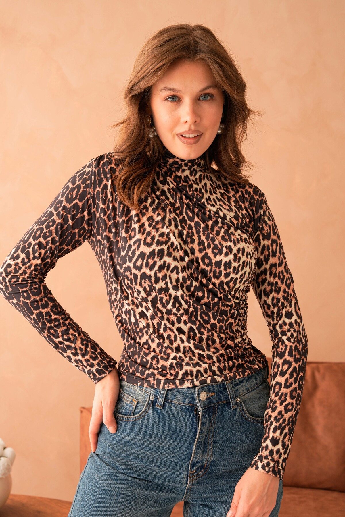 WOMAN VISION Blusentop Bluse mit Leopardenmuster, Stehkragen und langen Ärmeln