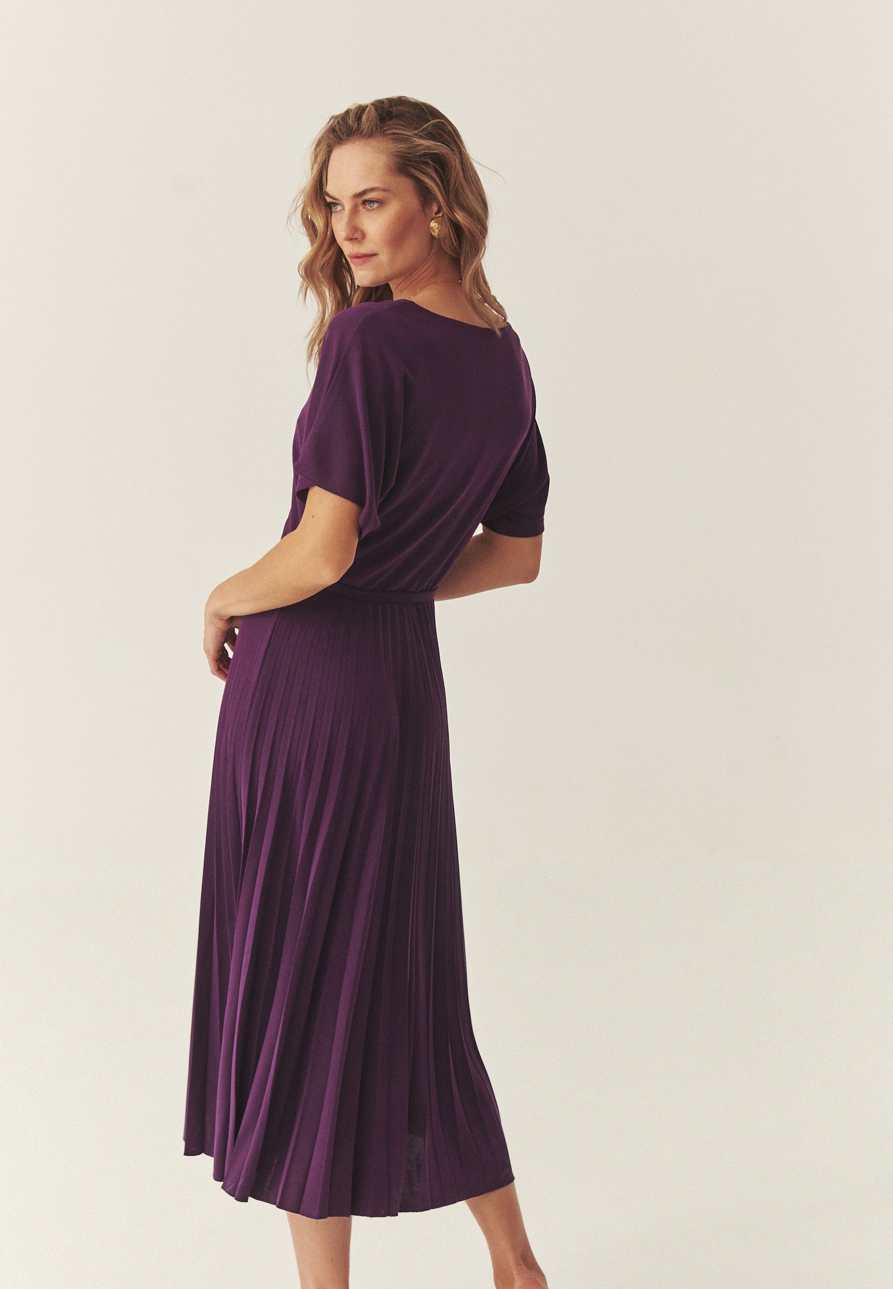 TATUUM Jerseykleid Faltenmaxi-Kleid - Naki