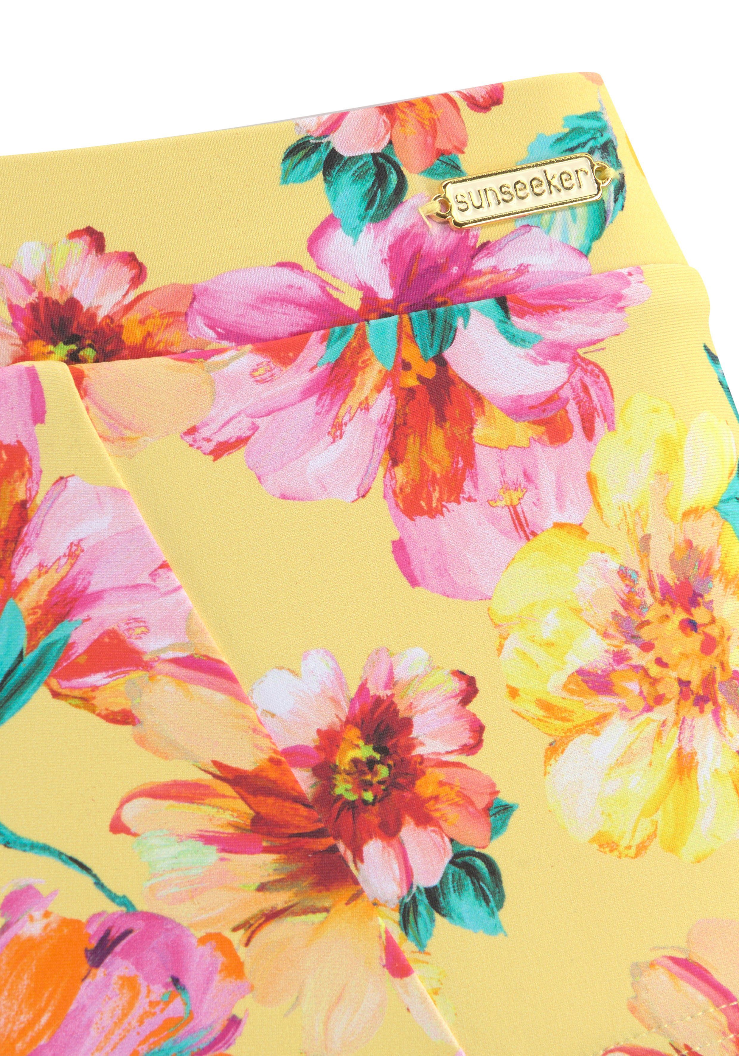 Sunseeker Bikini-Hose Mila im floralen Design