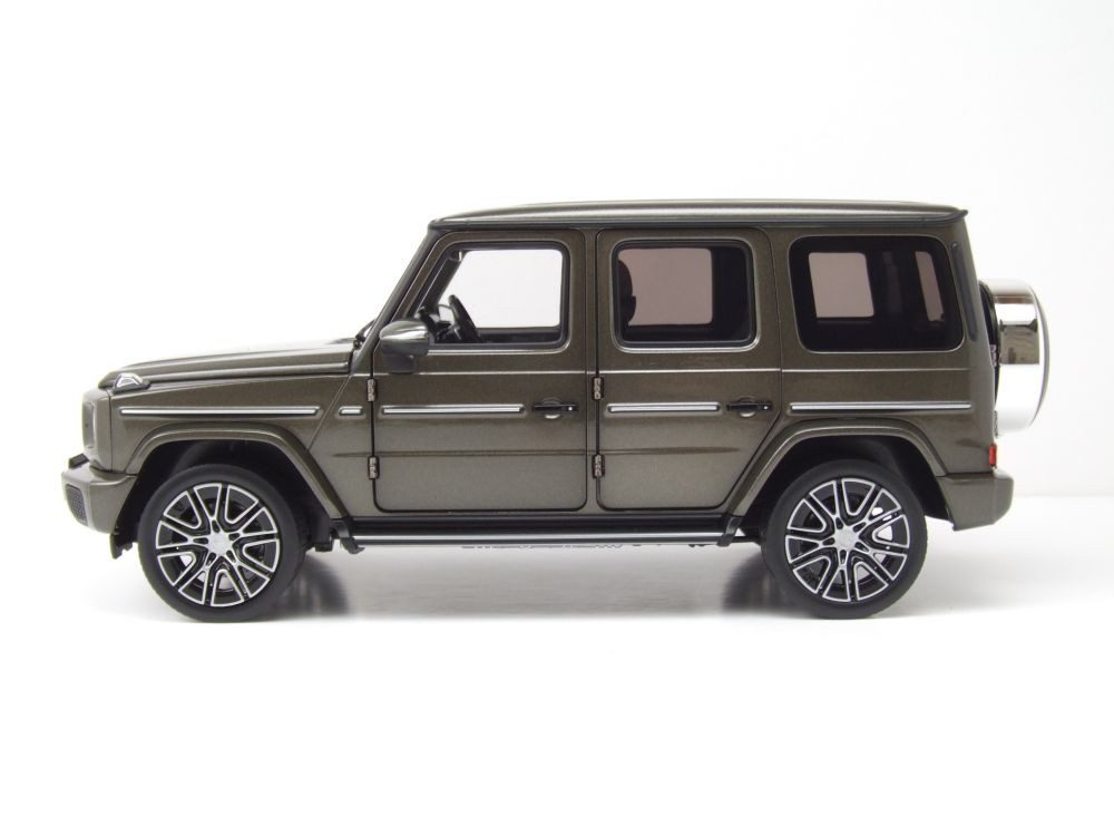 Norev Modellauto Mercedes G-Klasse G-Modell 2024 indium grau, Maßstab 1:18
