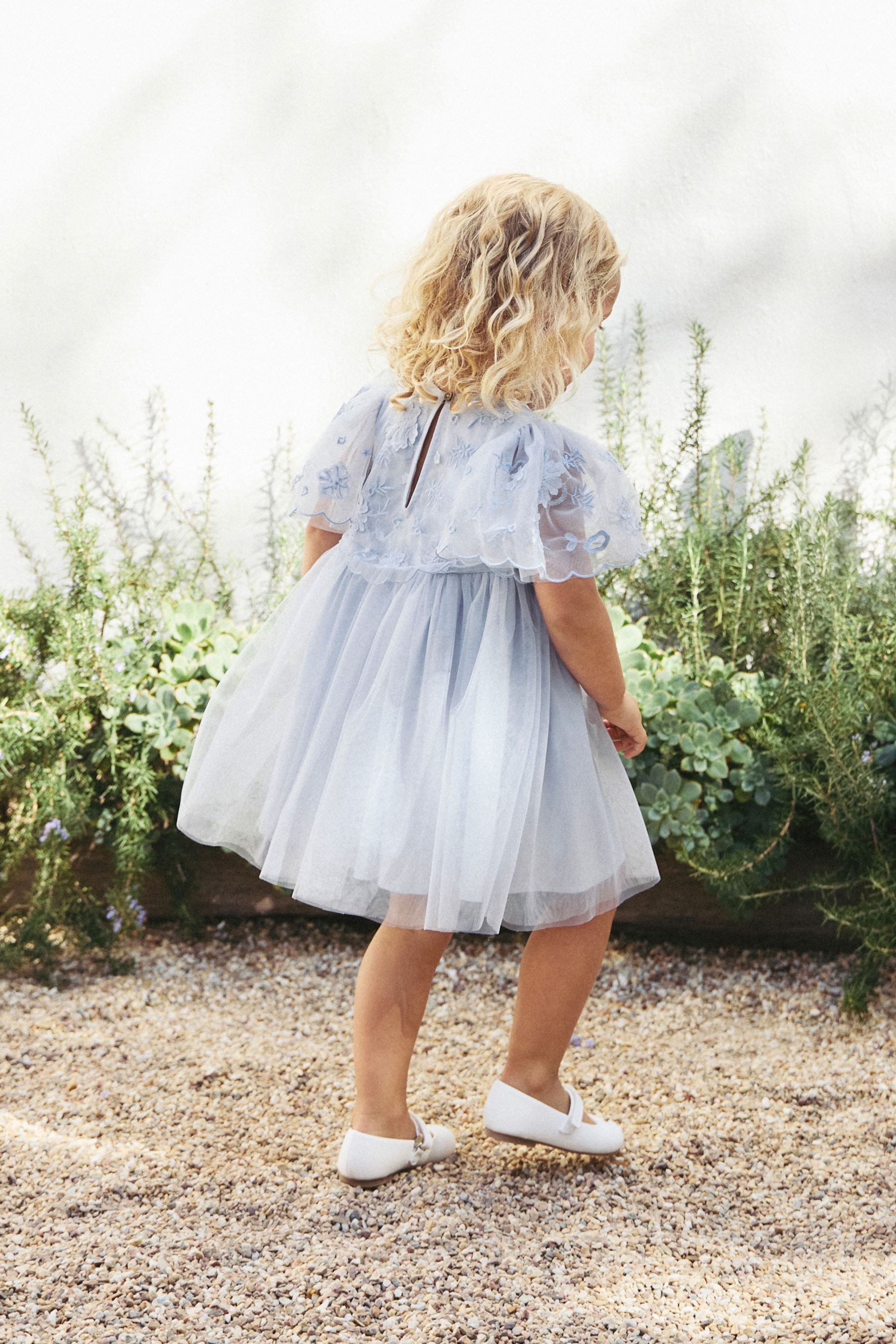 Next Tüllkleid Besticktes Kleid aus Netzstoff günstig online kaufen