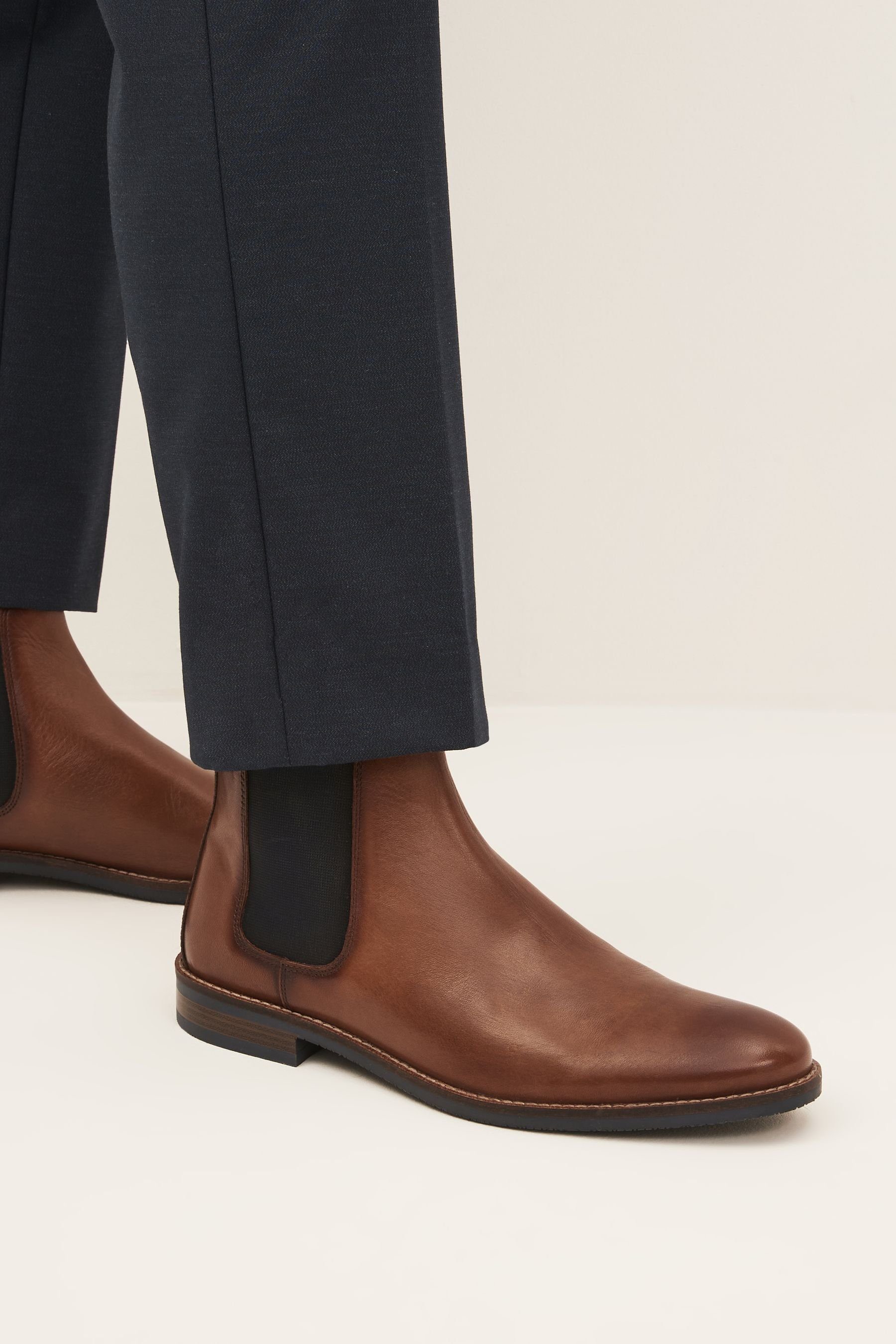 Next Chelsea-Stiefel aus Leder Chelseaboots (1-tlg)