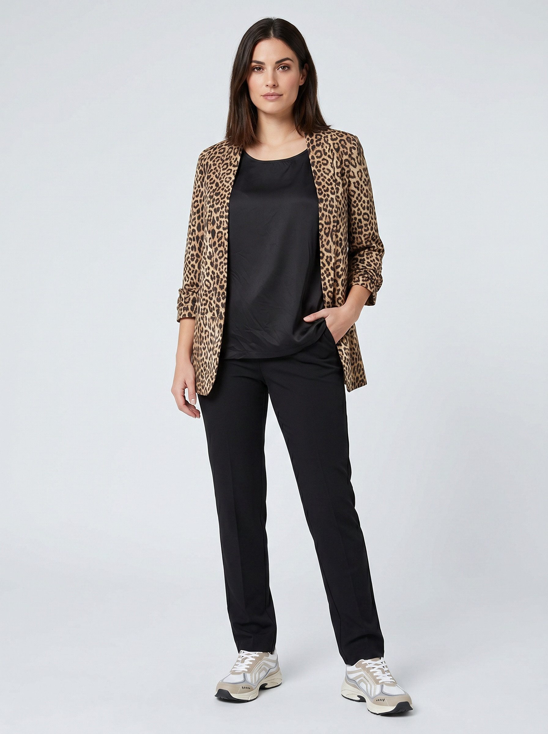 Zum Outfit 12