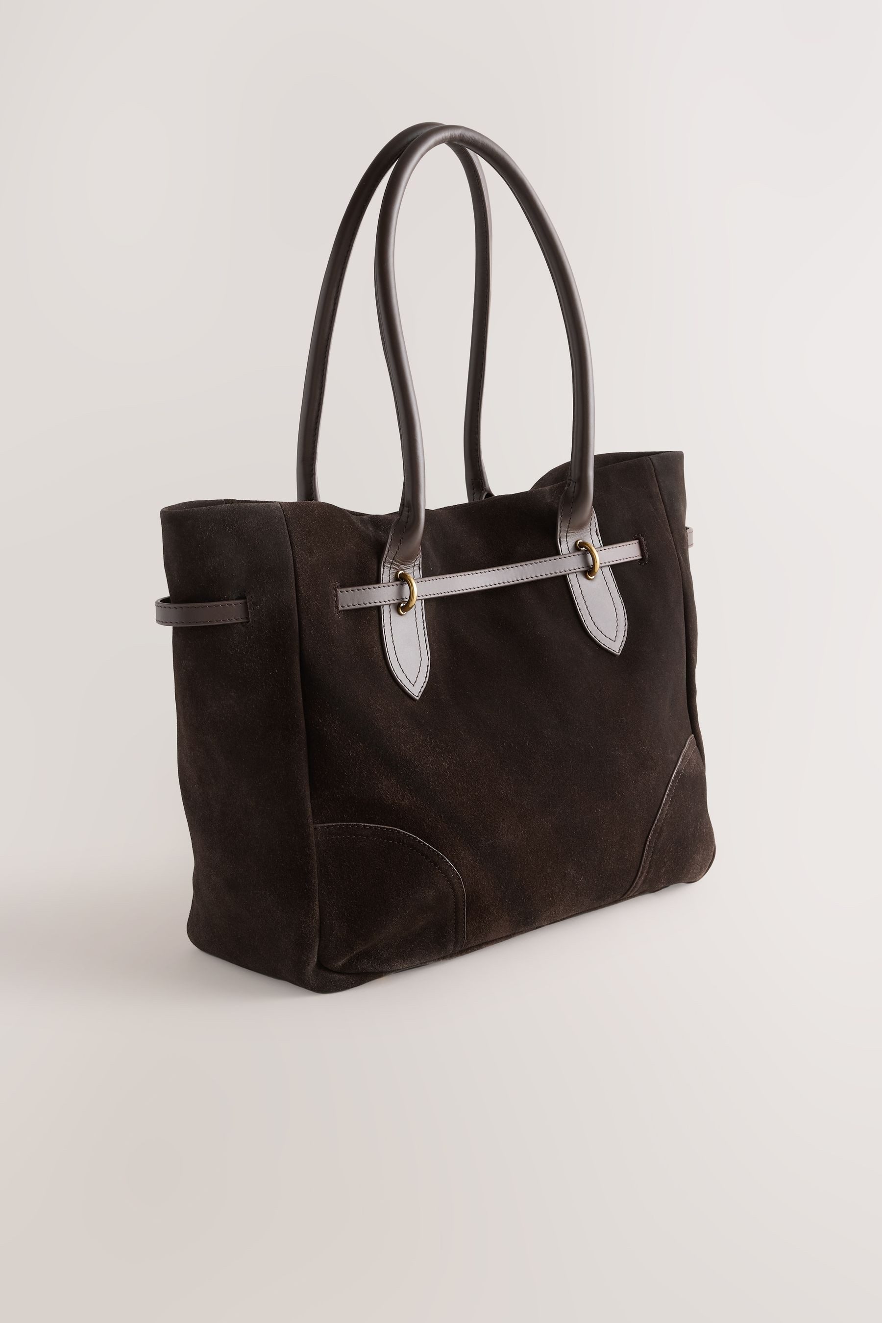 Next Schultertasche Schultertasche aus Veloursleder mit Gürtel (1-tlg) günstig online kaufen