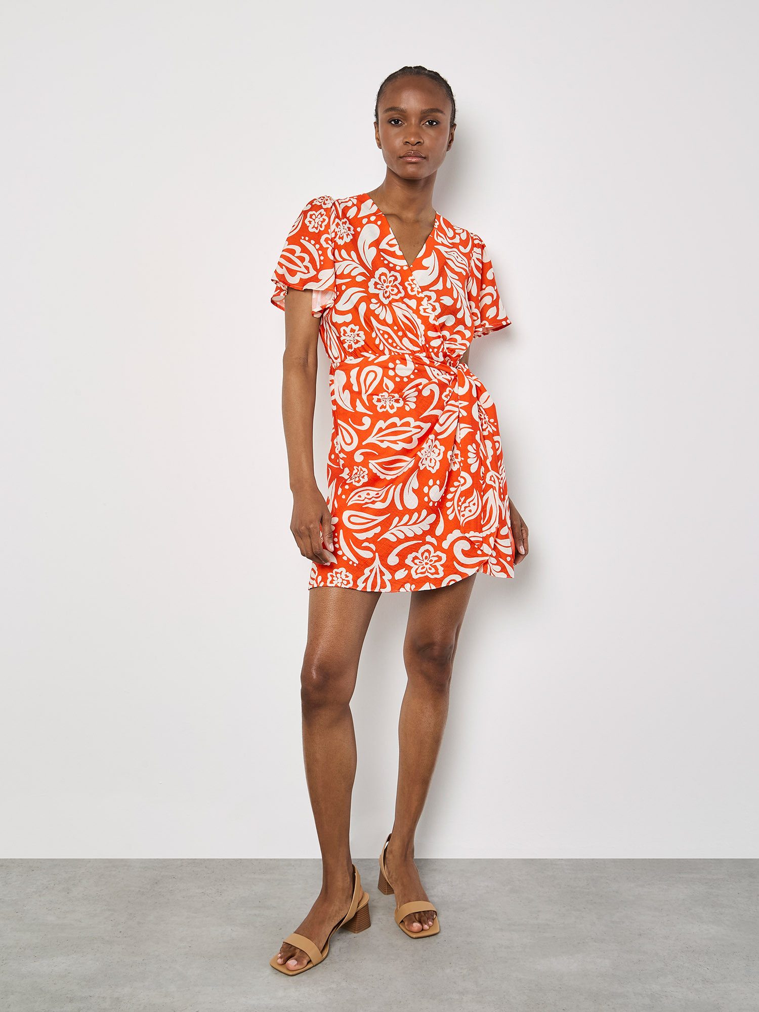 Apricot Minikleid Geblümtes Paisley-Wickelkleid, mit Flügelarmen günstig online kaufen