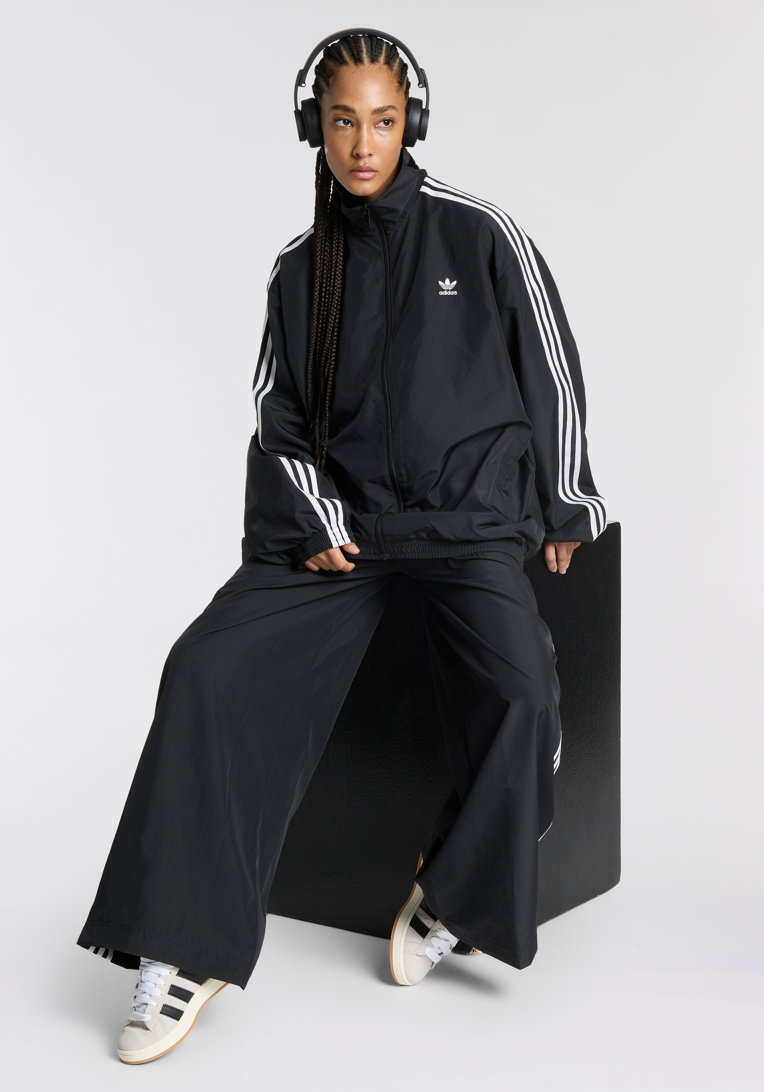 Zum Outfit 10