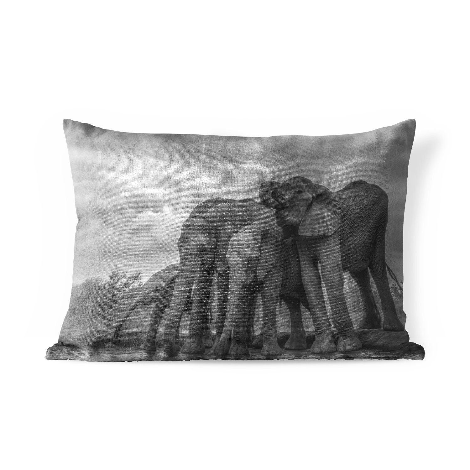 MuchoWow Dekokissen Polyester, Dekokissenbezug, Kissenhülle Schwarz Outdoor-Dekorationskissen, - und weiß, Wasser Elefant - Tiere 