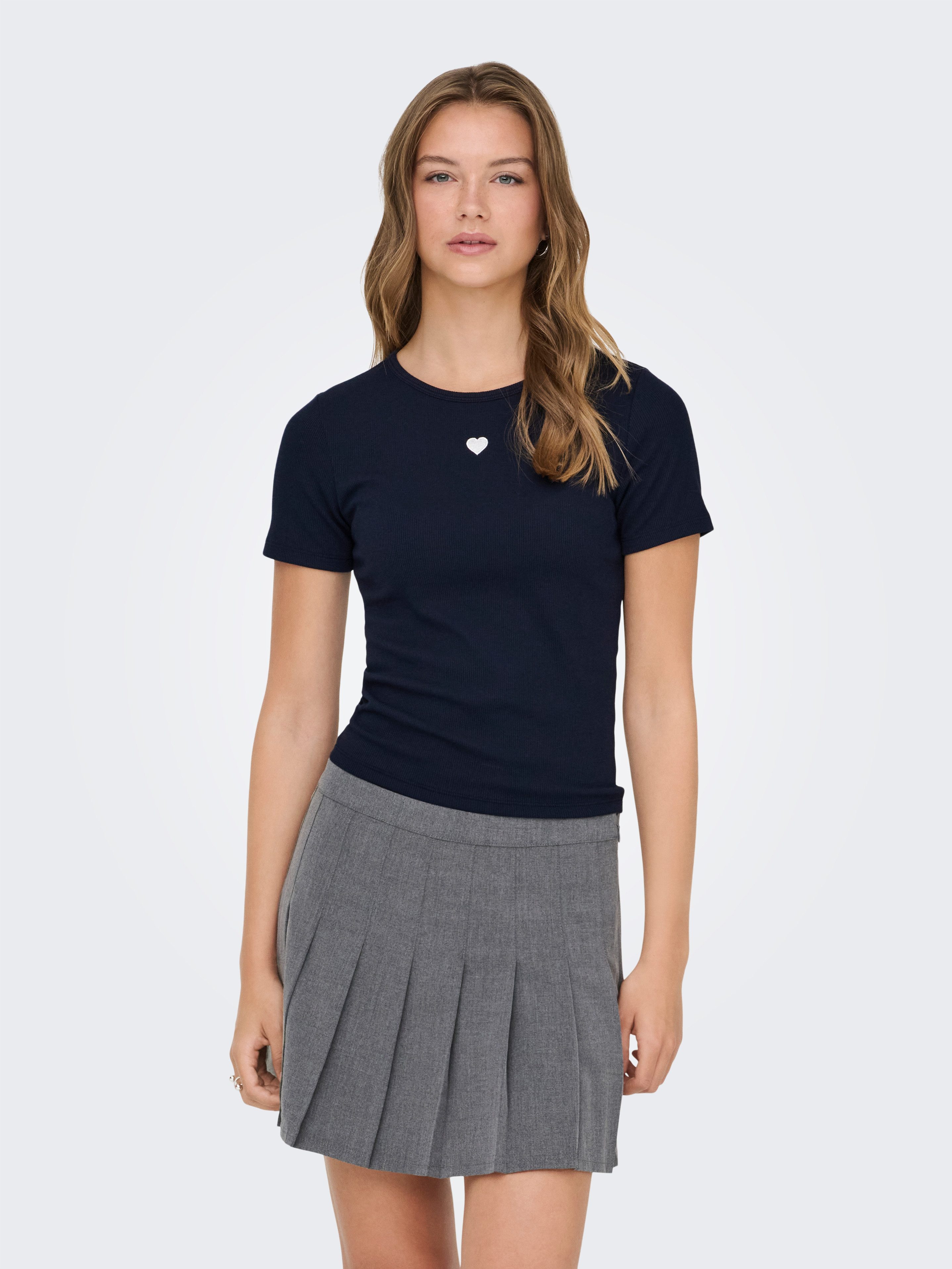 Kurzarmshirt ONLELVA JUNE EMB S/S TEE JRS NOOS
