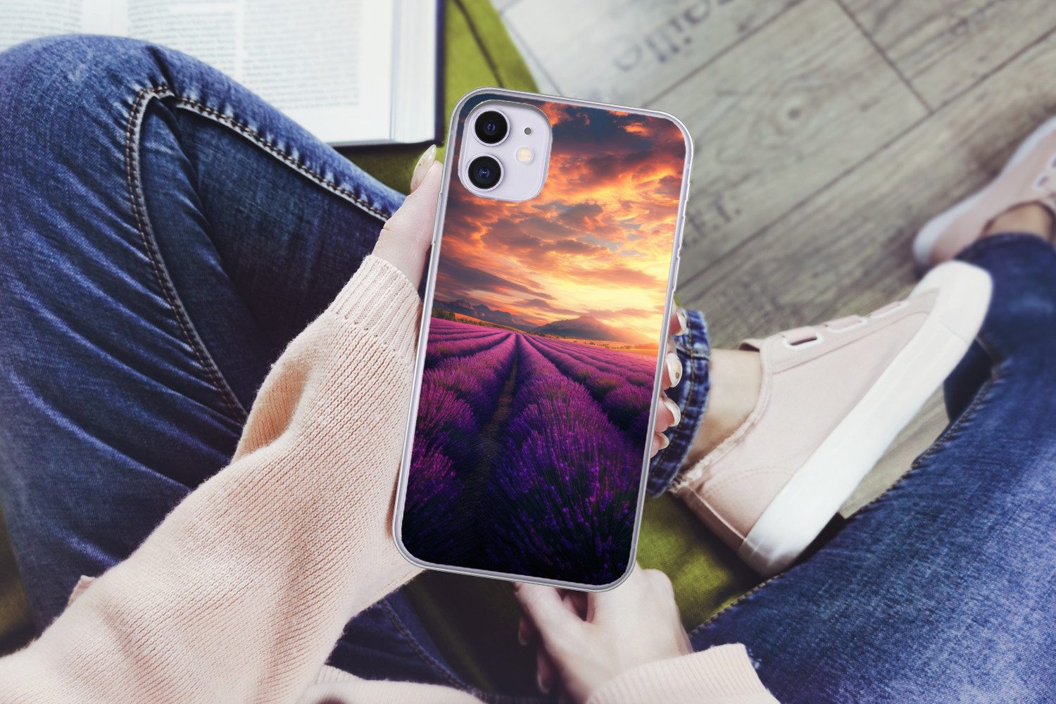 MuchoWow Handyhülle für Apple iPhone 11 Lavendelfeld - Sonnenuntergang - Lila, Smartphone-Bumper, Print, Handy Schutzhülle Dünn