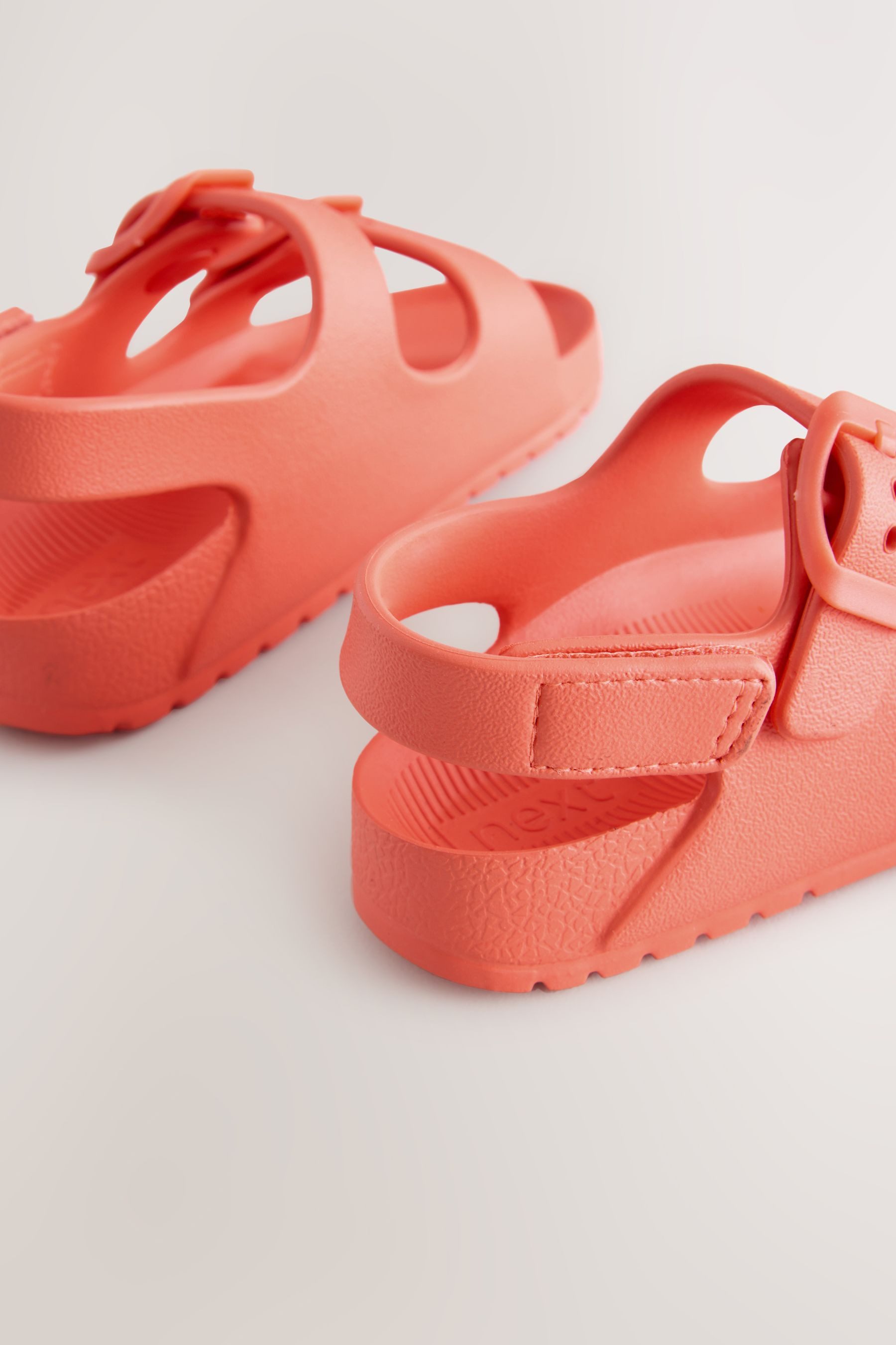 Next Sandale aus EVA Sandale (1-tlg)