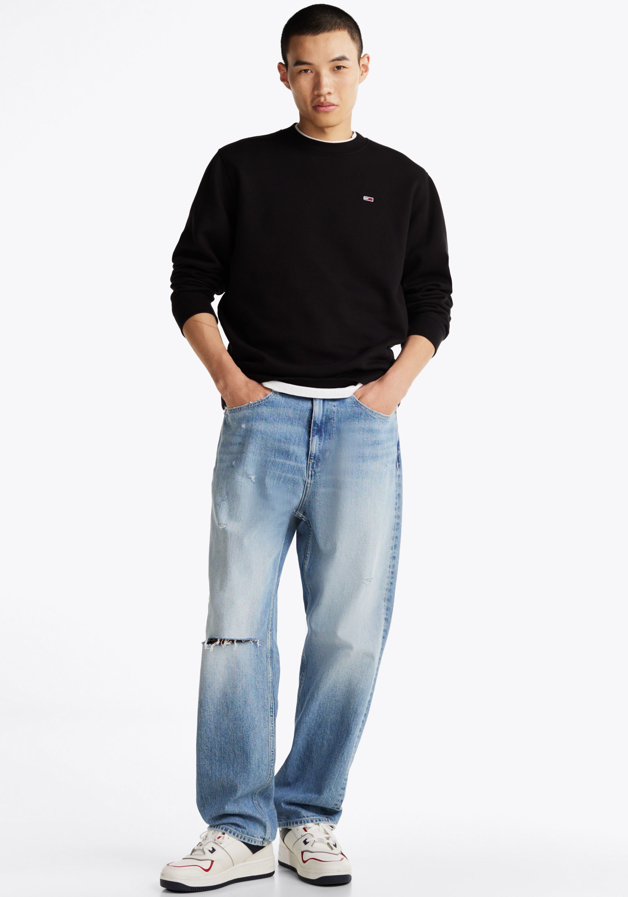 Tommy Jeans Sweatshirt TJM REGULAR FLAG CREW NECK Mit besticktem Markenlogo auf Brusthöhe