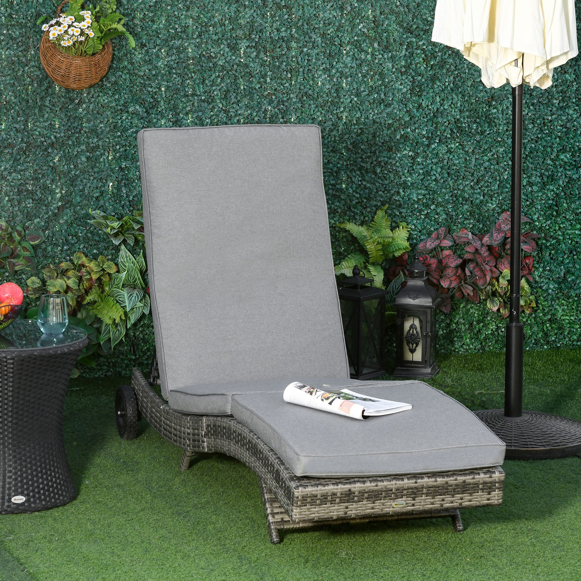 Outsunny Gartenliege mit Kissen 5-stufig verstellbar Gartenmöbel Liege S-Form, Polyrattan Sonnenliege, 1 St., Rattanliege, Metall Grau 207 x 70 x 70 cm