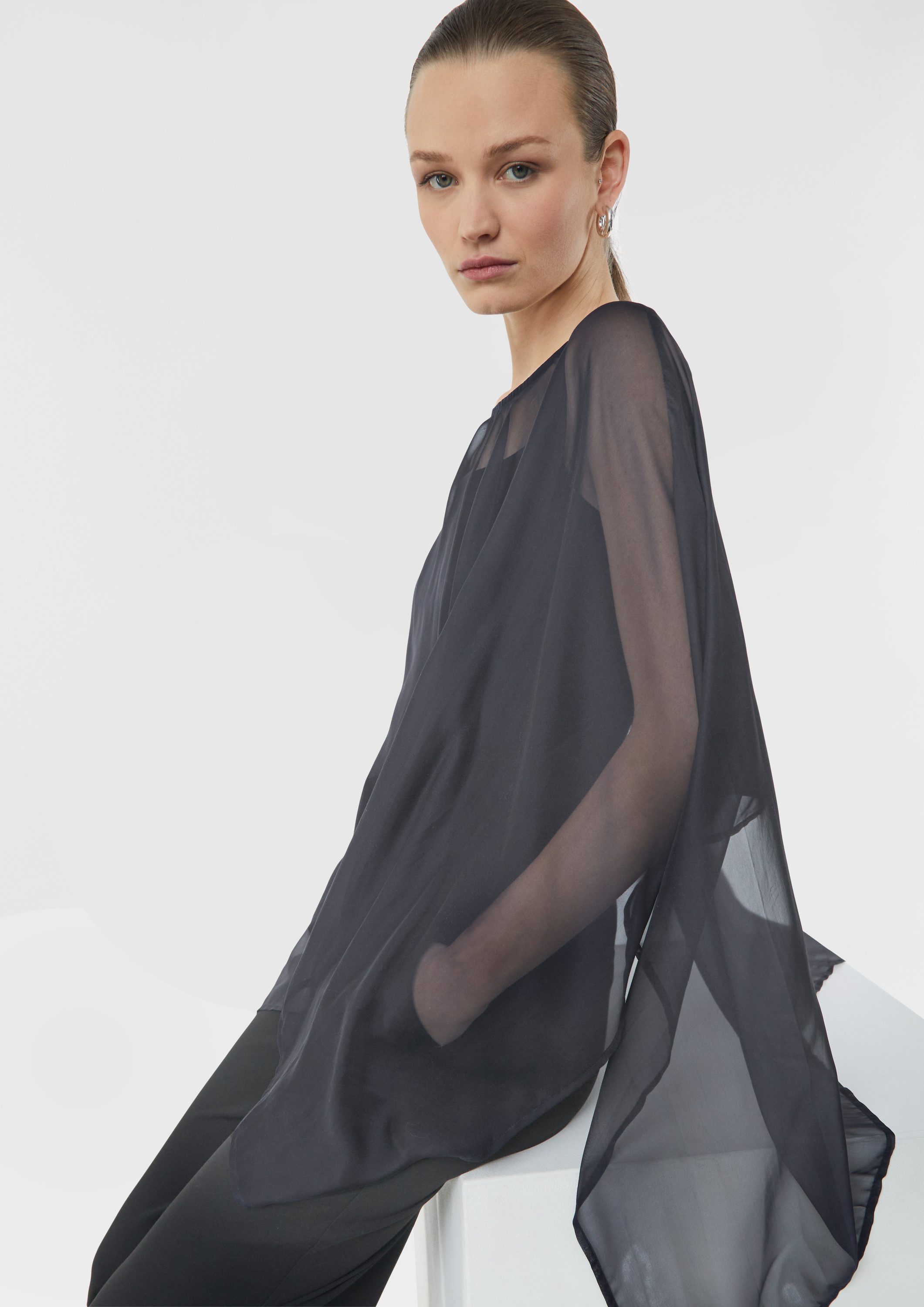 comma Poncho Indoor-Poncho Leichtes Poncho-Cape aus Chiffon (1-St)